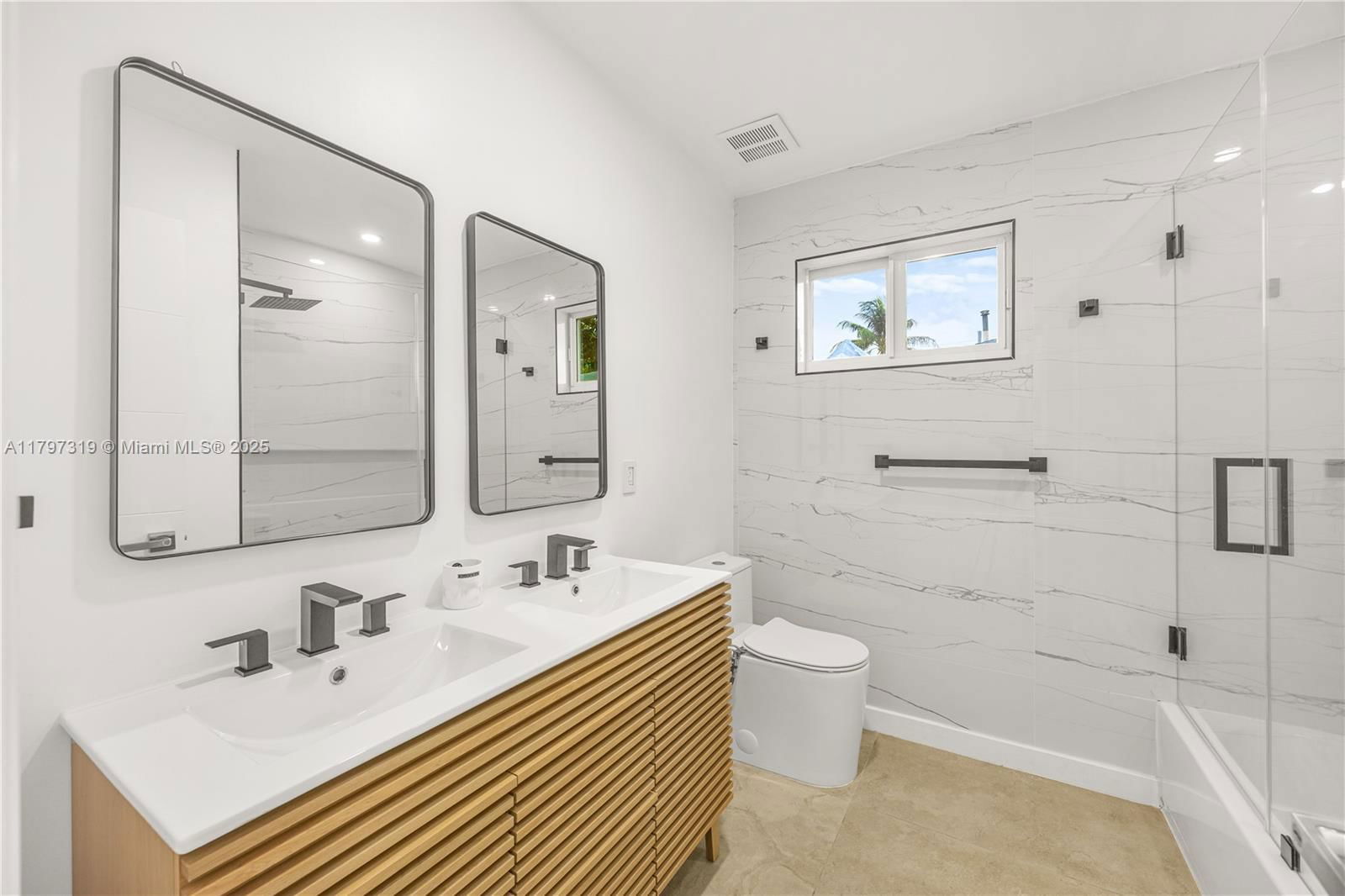 Real estate property located at 3246 Pierce St, Broward, Orangebrook Golf Estates, Hollywood, FL