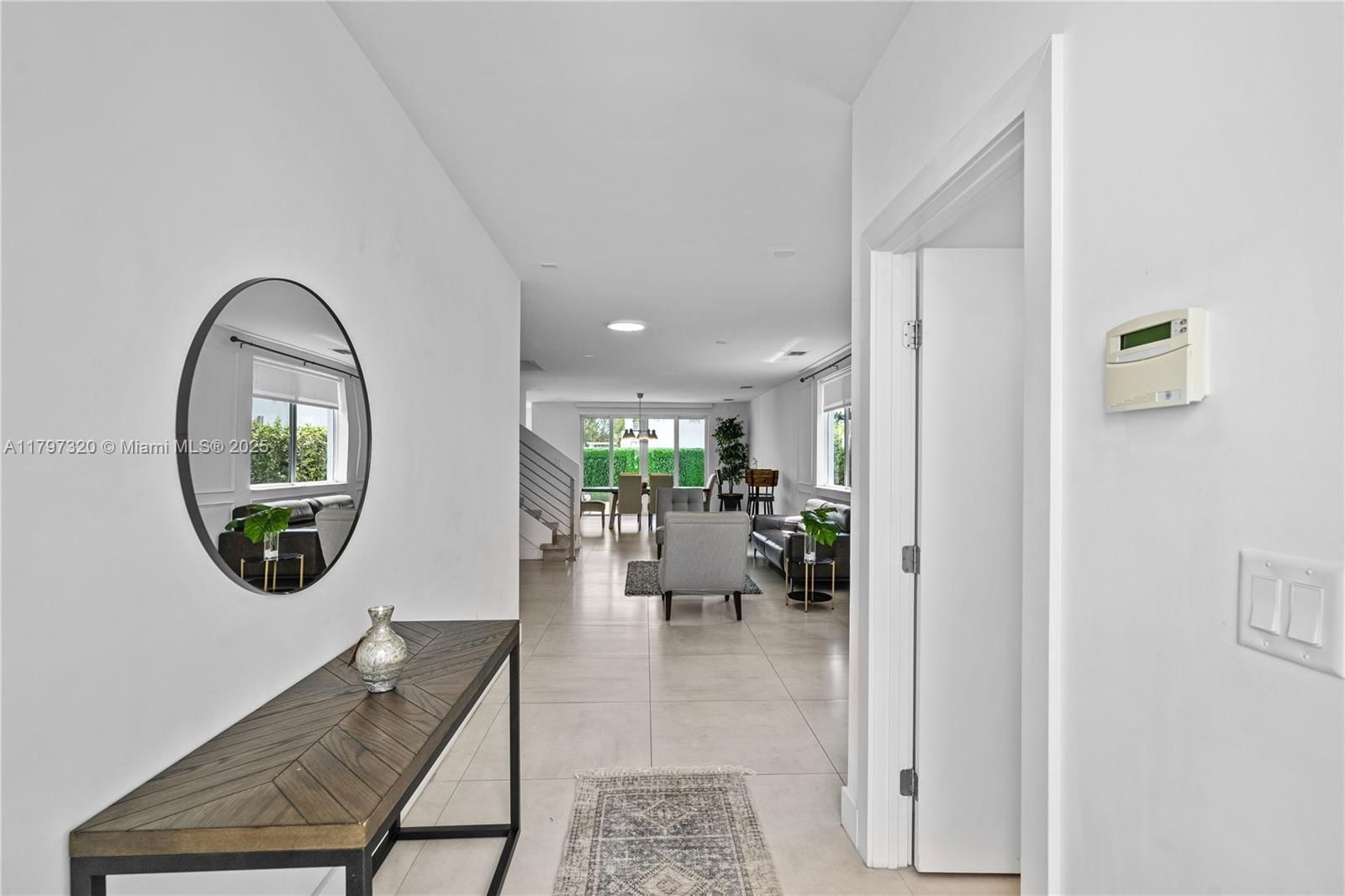 Real estate property located at 10330 68th St, Miami-dade, Doral Palms South, Doral, FL