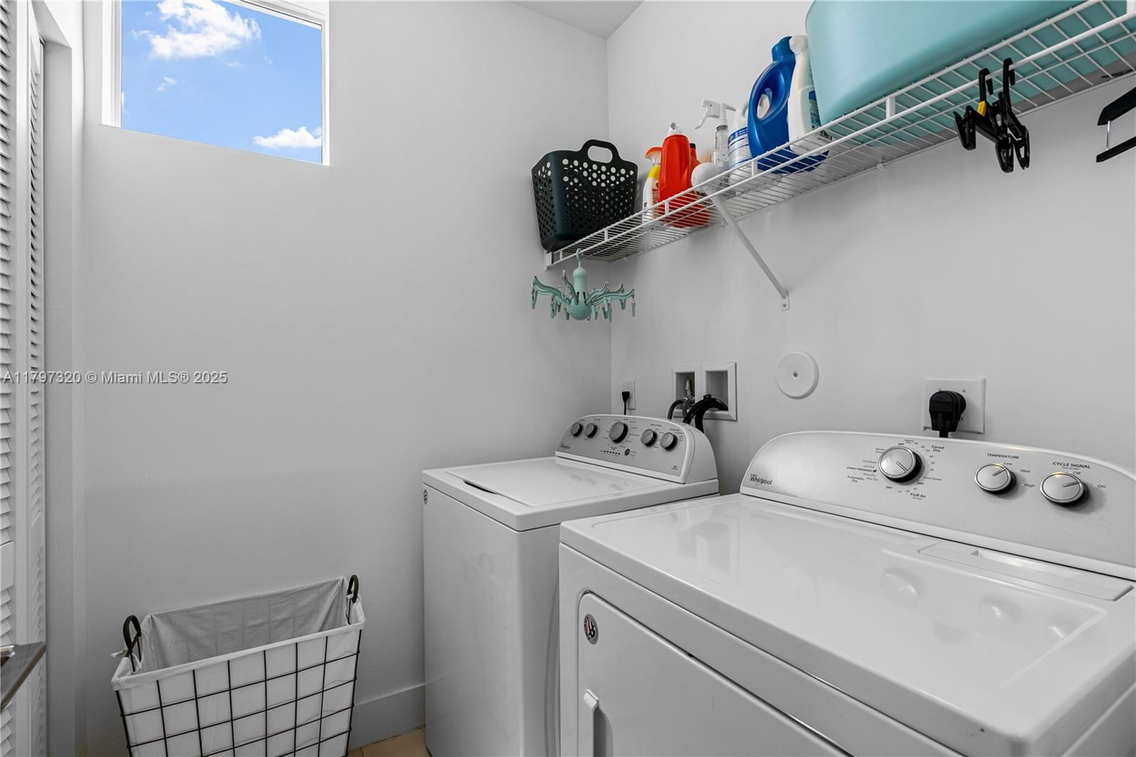 Real estate property located at 10330 68th St, Miami-dade, Doral Palms South, Doral, FL