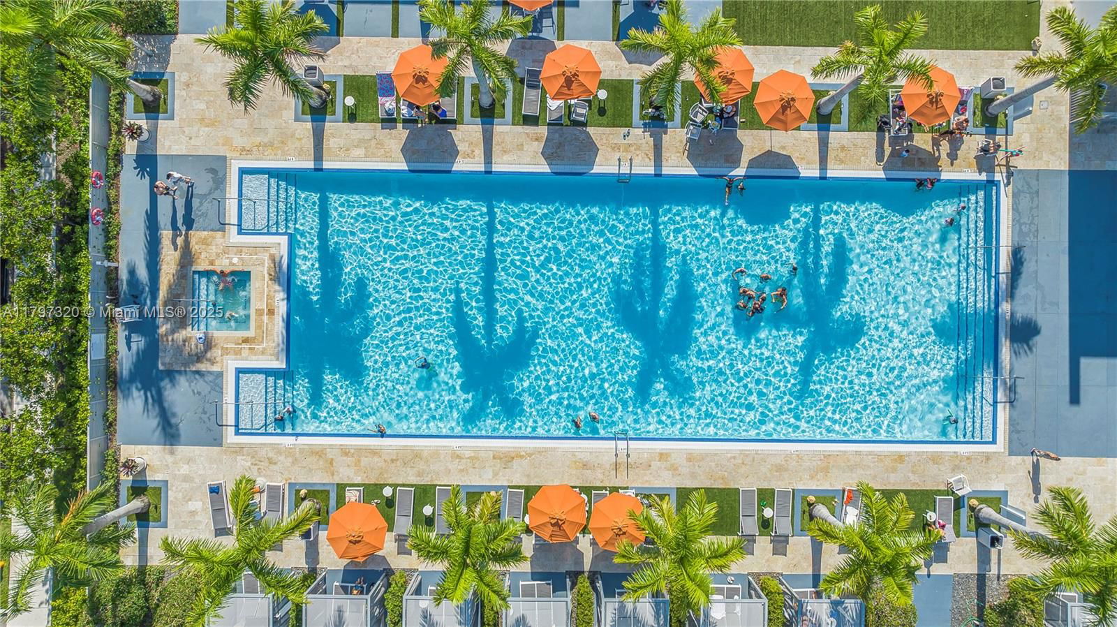 Real estate property located at 10330 68th St, Miami-dade, Doral Palms South, Doral, FL