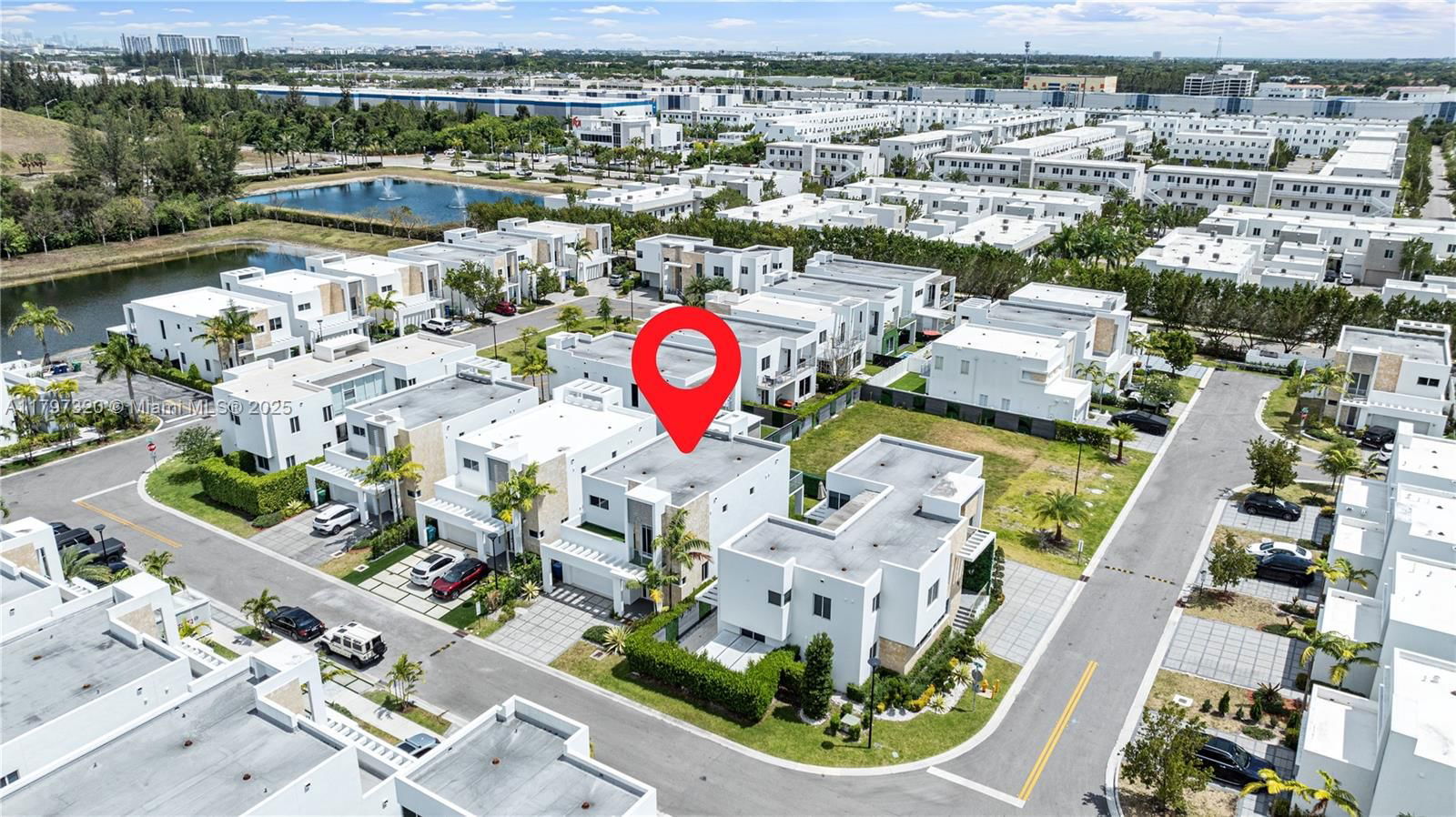 Real estate property located at 10330 68th St, Miami-dade, Doral Palms South, Doral, FL