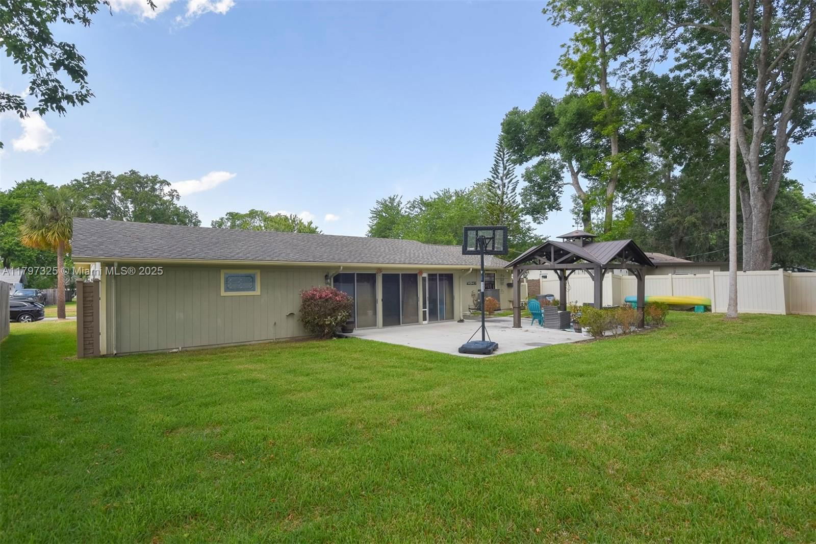 Real estate property located at 781 Little Pine Dr, Volusia, Big Tree Village Phase I, Daytona Beach, FL