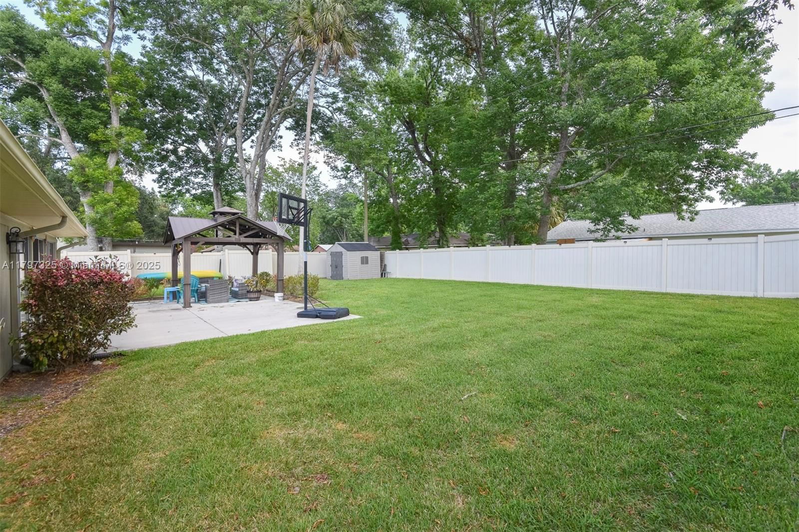Real estate property located at 781 Little Pine Dr, Volusia, Big Tree Village Phase I, Daytona Beach, FL