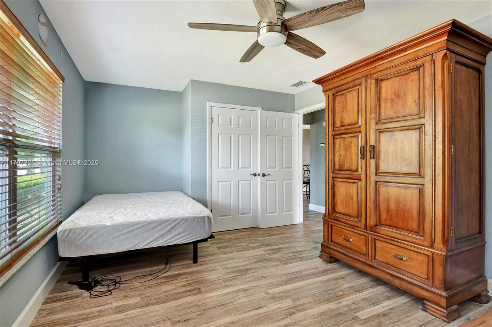 Real estate property located at 781 Little Pine Dr, Volusia, Big Tree Village Phase I, Daytona Beach, FL