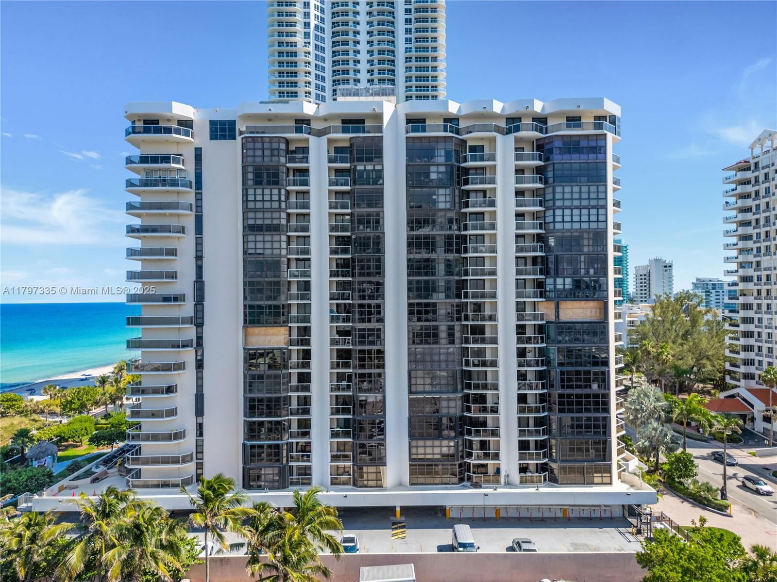Real estate property located at 6423 Collins Ave #703, Miami-dade, Mar Del Plata Condo, Miami Beach, FL