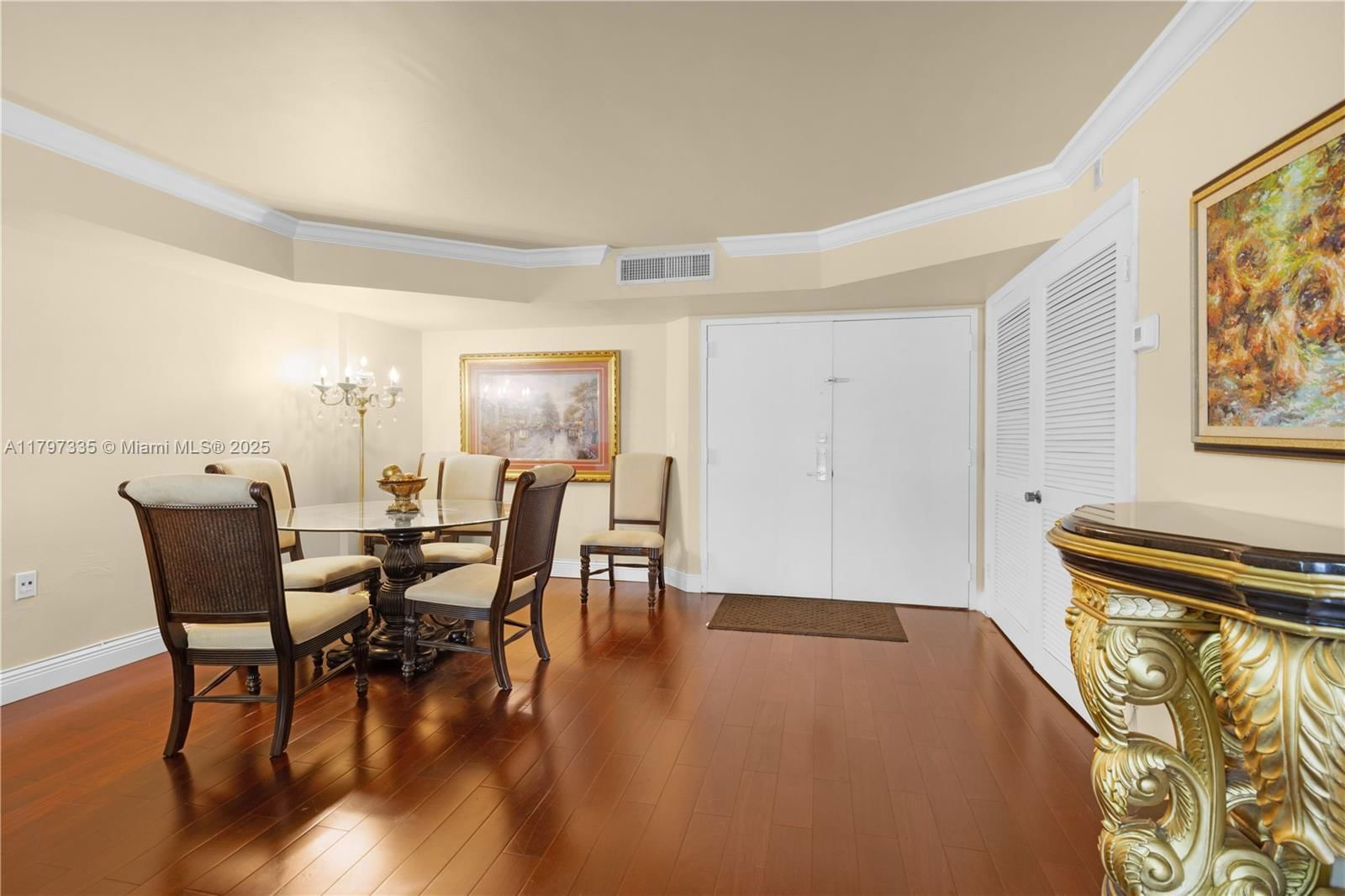 Real estate property located at 6423 Collins Ave #703, Miami-dade, Mar Del Plata Condo, Miami Beach, FL