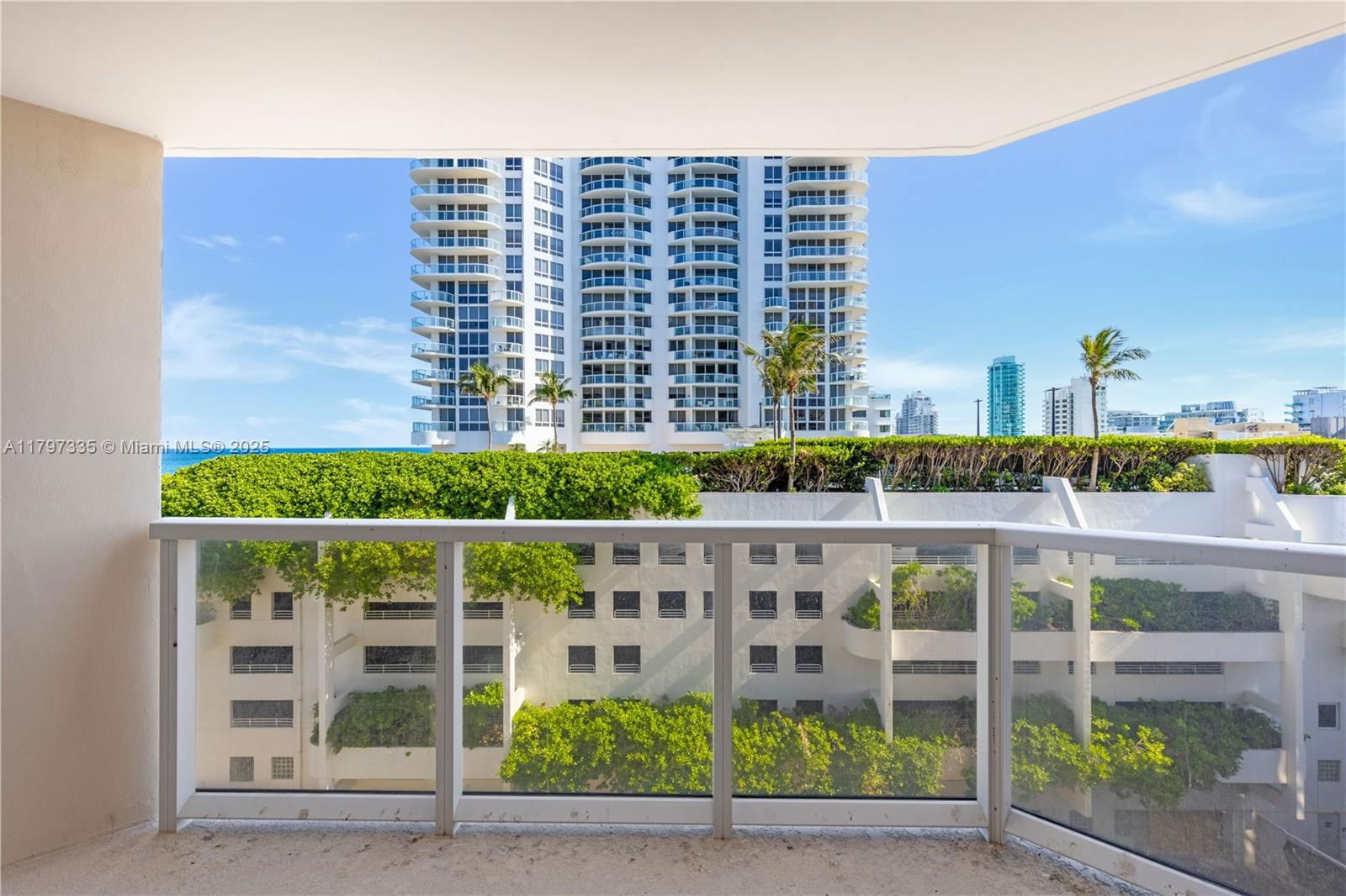 Real estate property located at 6423 Collins Ave #703, Miami-dade, Mar Del Plata Condo, Miami Beach, FL