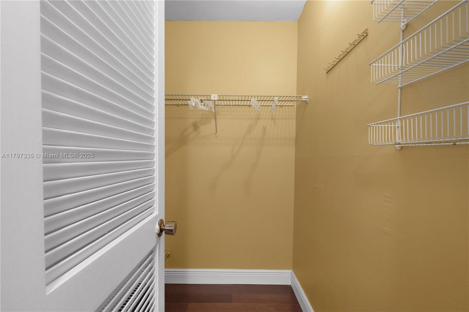 Real estate property located at 6423 Collins Ave #703, Miami-dade, Mar Del Plata Condo, Miami Beach, FL