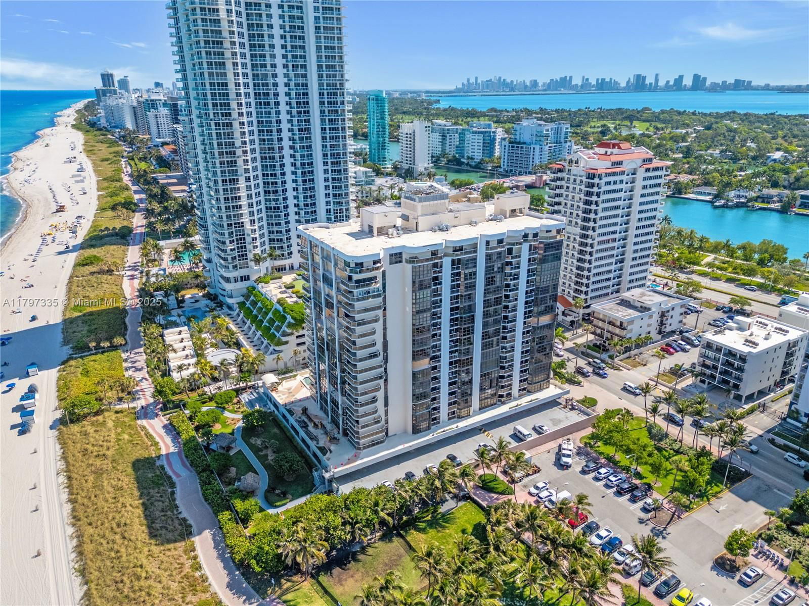 Real estate property located at 6423 Collins Ave #703, Miami-dade, Mar Del Plata Condo, Miami Beach, FL
