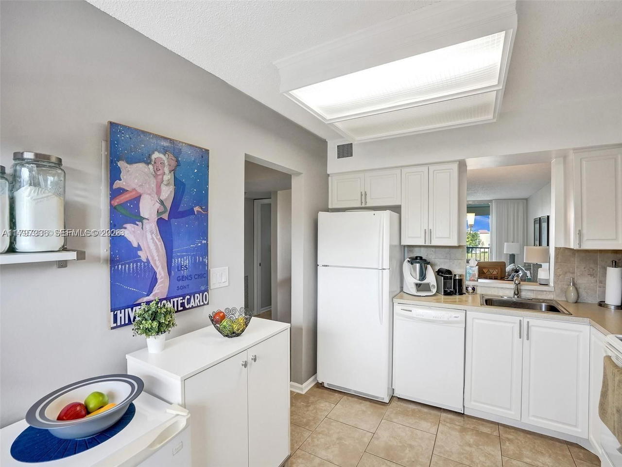 Real estate property located at 7431 1st St #407, Broward, Palm Lakes Condo, Margate, FL