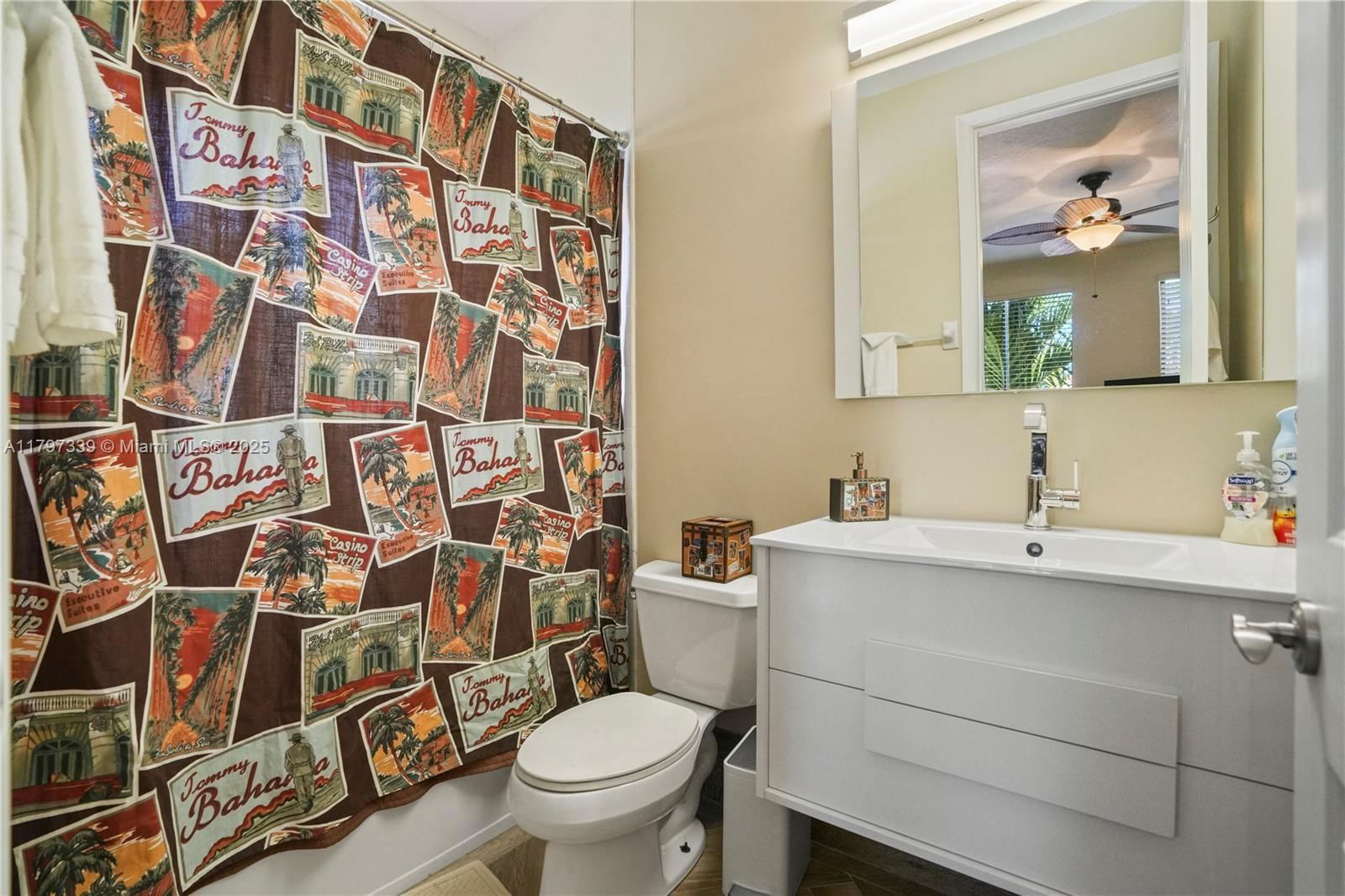 Real estate property located at 18906 76th Ave, Miami-dade, Cutler Cay, Cutler Bay, FL