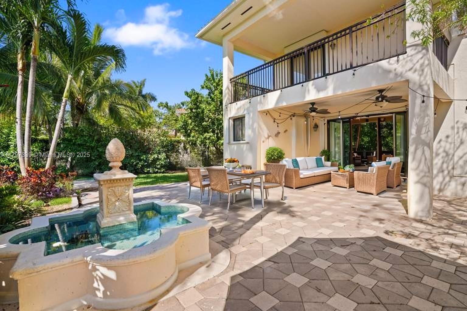 Real estate property located at 18906 76th Ave, Miami-dade, Cutler Cay, Cutler Bay, FL