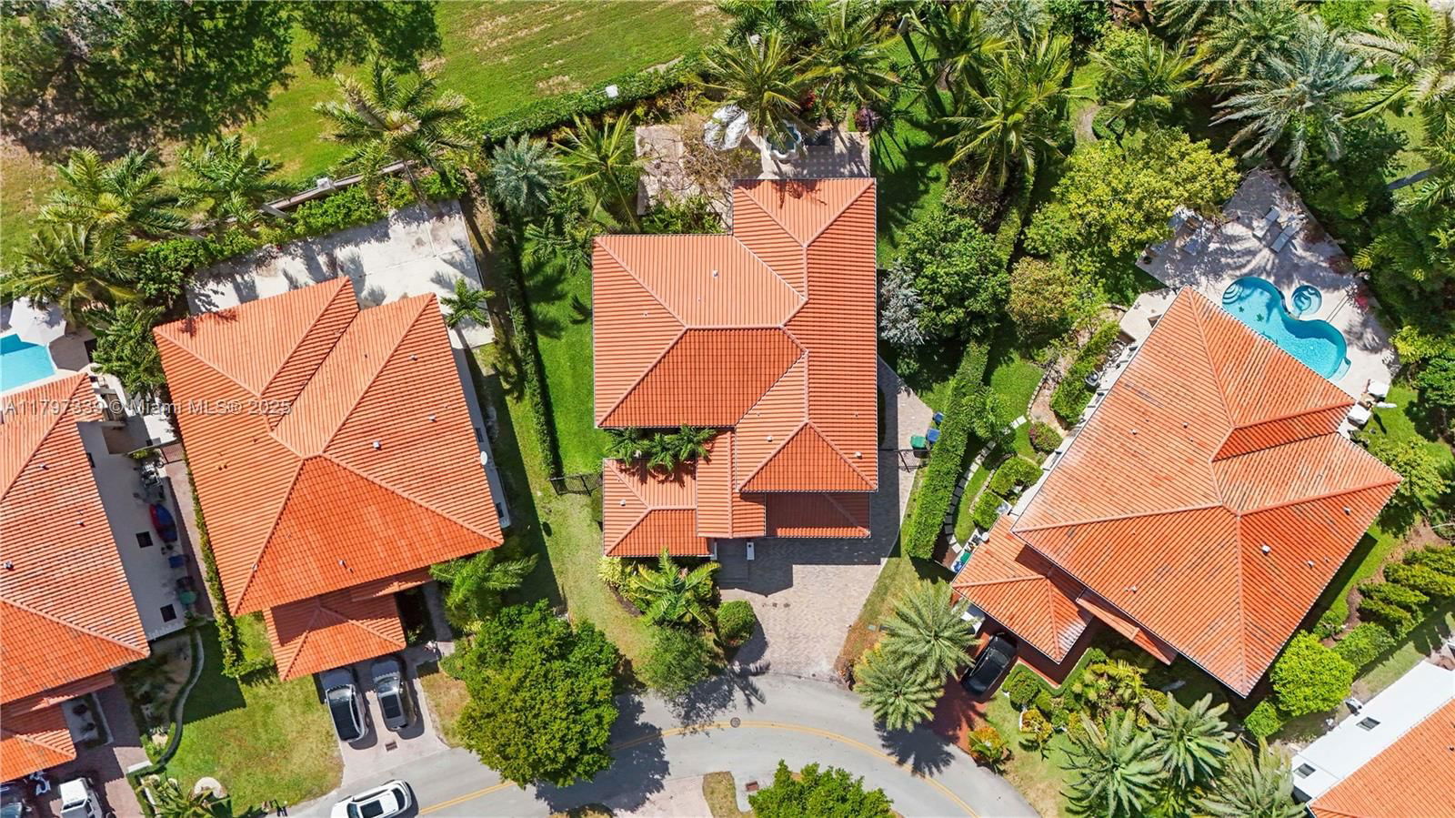 Real estate property located at 18906 76th Ave, Miami-dade, Cutler Cay, Cutler Bay, FL