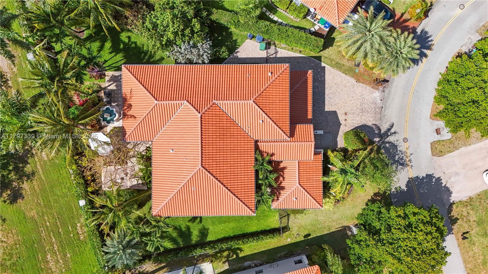 Real estate property located at 18906 76th Ave, Miami-dade, Cutler Cay, Cutler Bay, FL