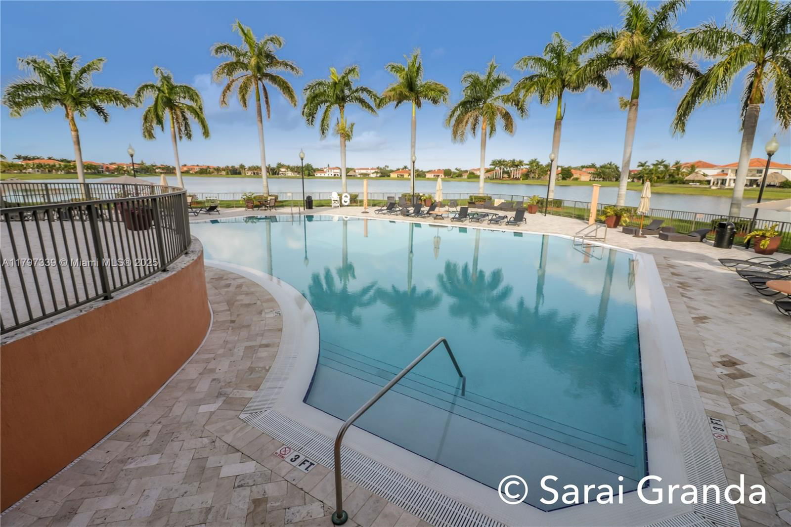 Real estate property located at 18906 76th Ave, Miami-dade, Cutler Cay, Cutler Bay, FL