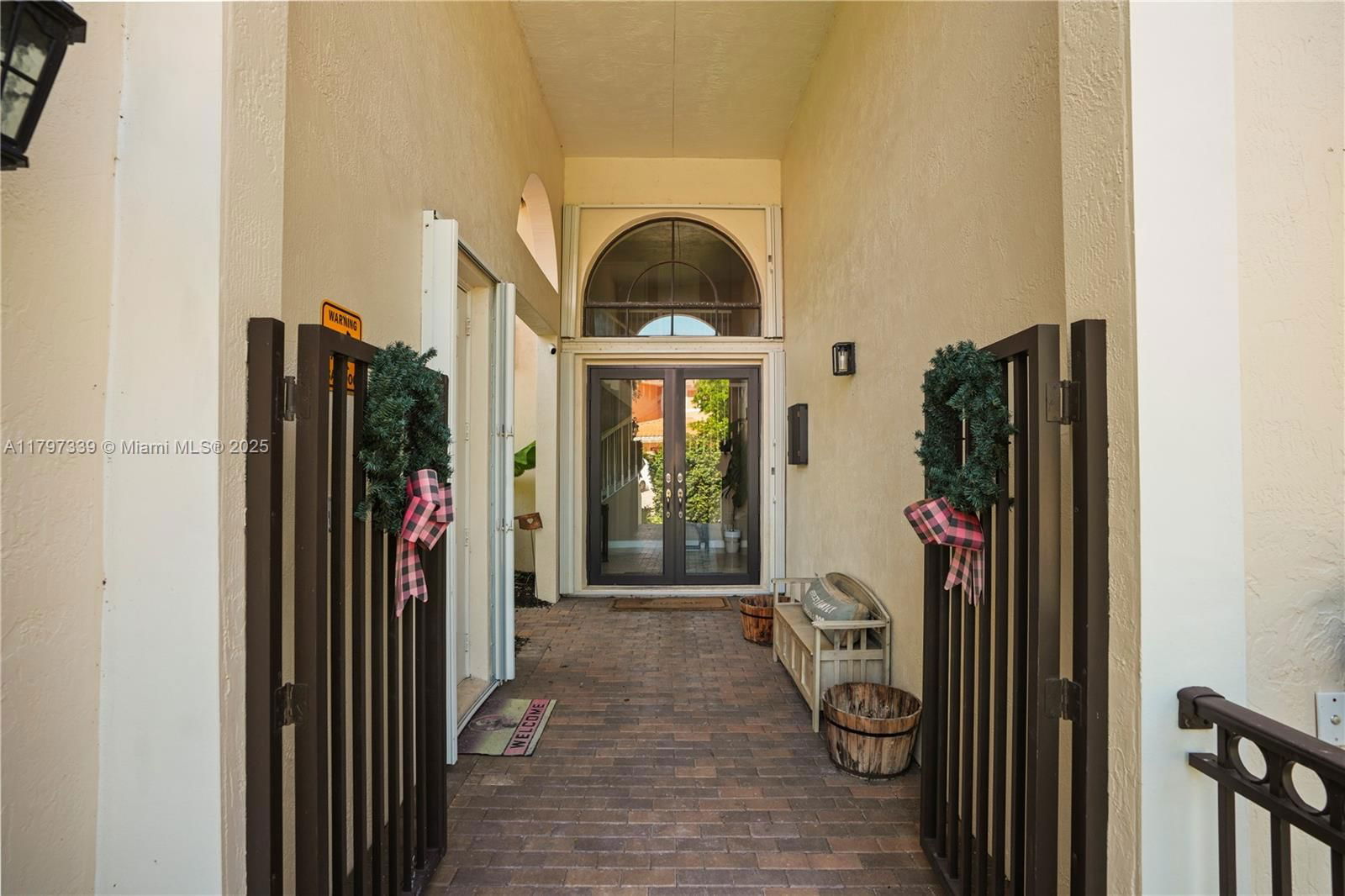 Real estate property located at 18906 76th Ave, Miami-dade, Cutler Cay, Cutler Bay, FL