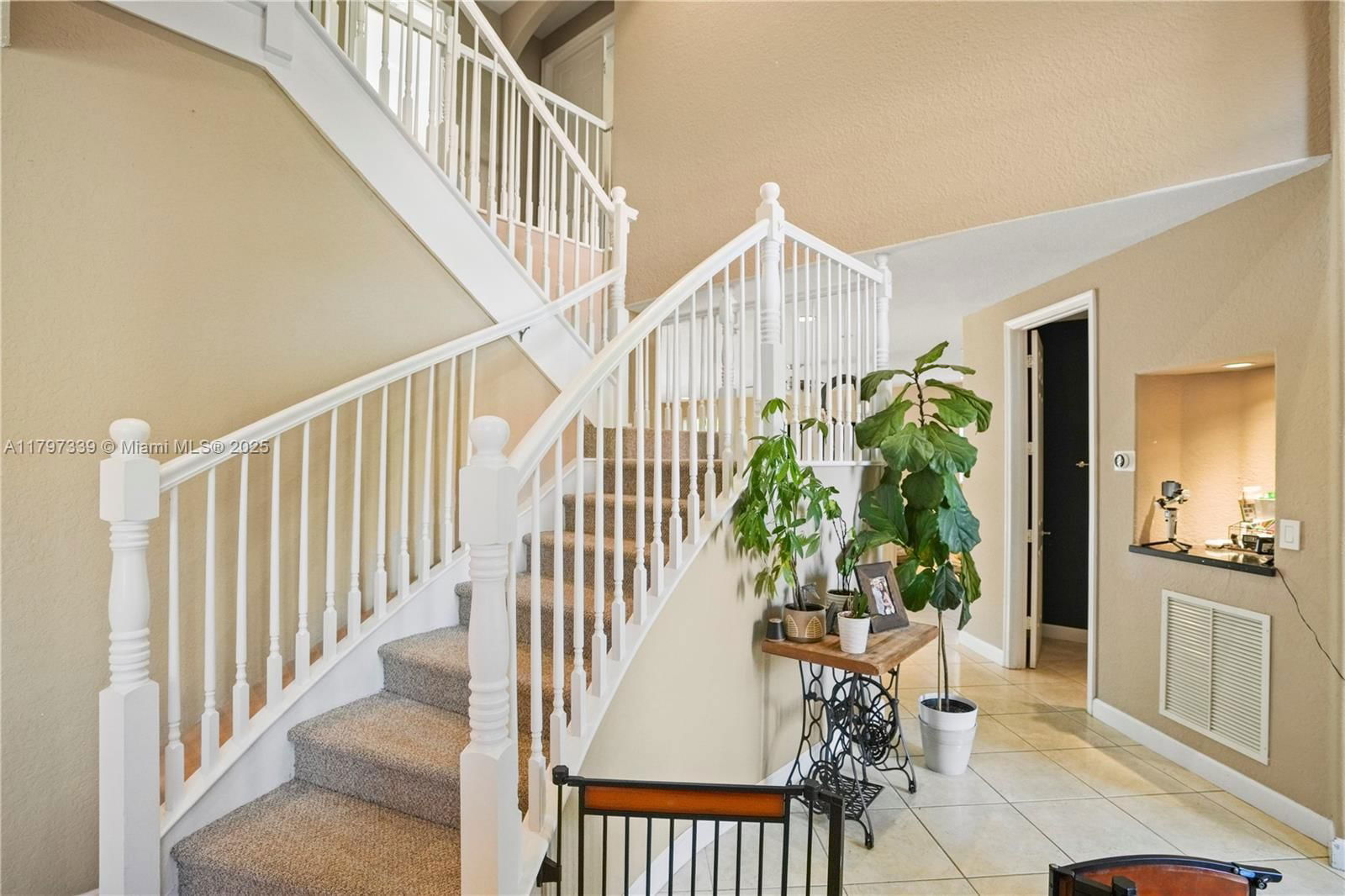 Real estate property located at 18906 76th Ave, Miami-dade, Cutler Cay, Cutler Bay, FL