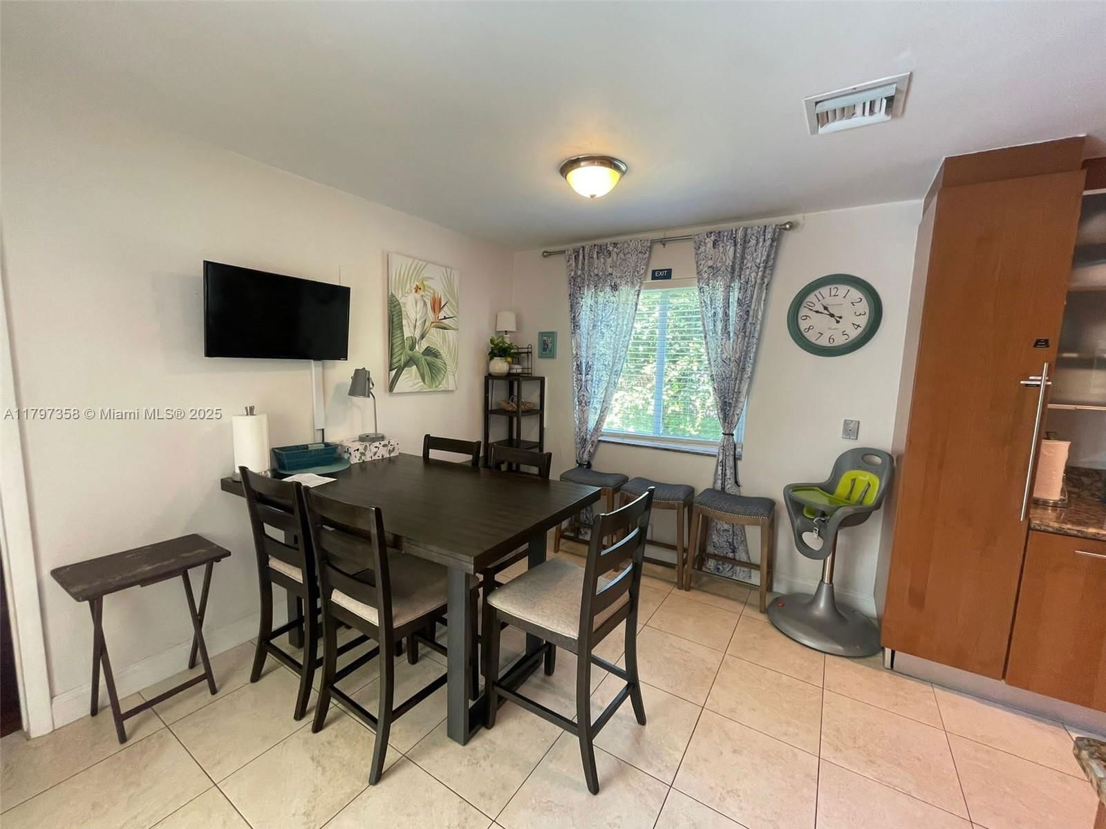 Real estate property located at 4410 Buchanan St, Broward, Hollywood Hills, Hollywood, FL