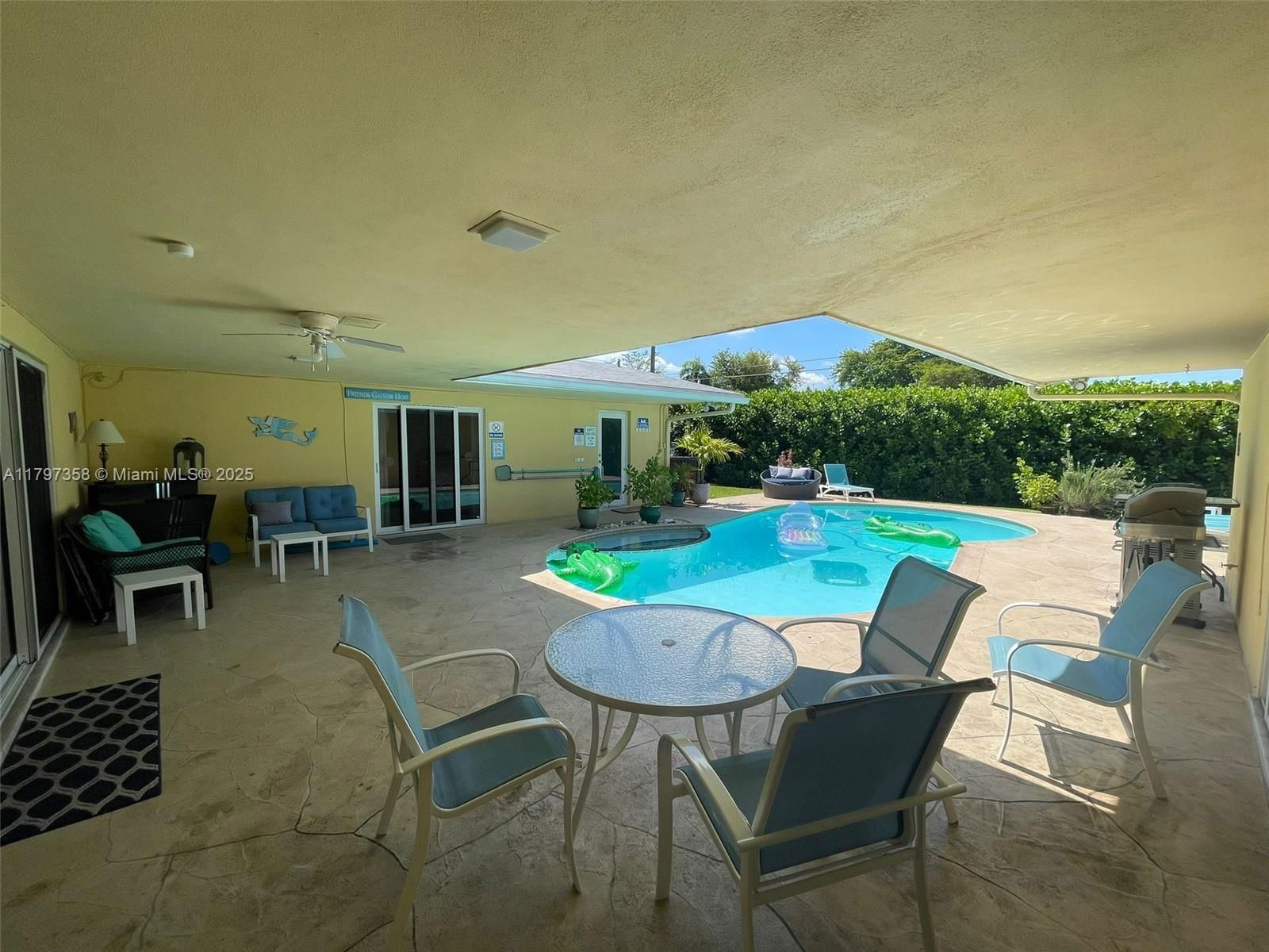 Real estate property located at 4410 Buchanan St, Broward, Hollywood Hills, Hollywood, FL