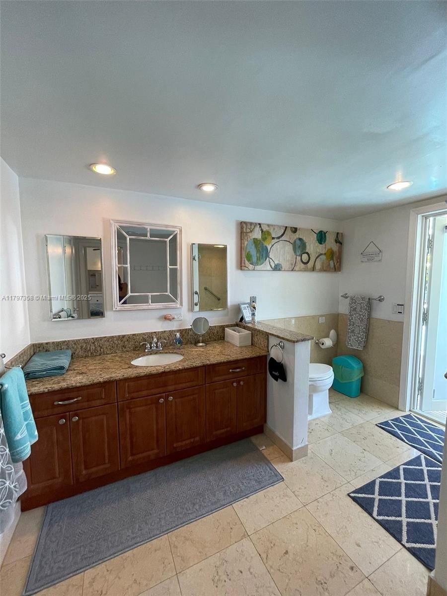 Real estate property located at 4410 Buchanan St, Broward, Hollywood Hills, Hollywood, FL