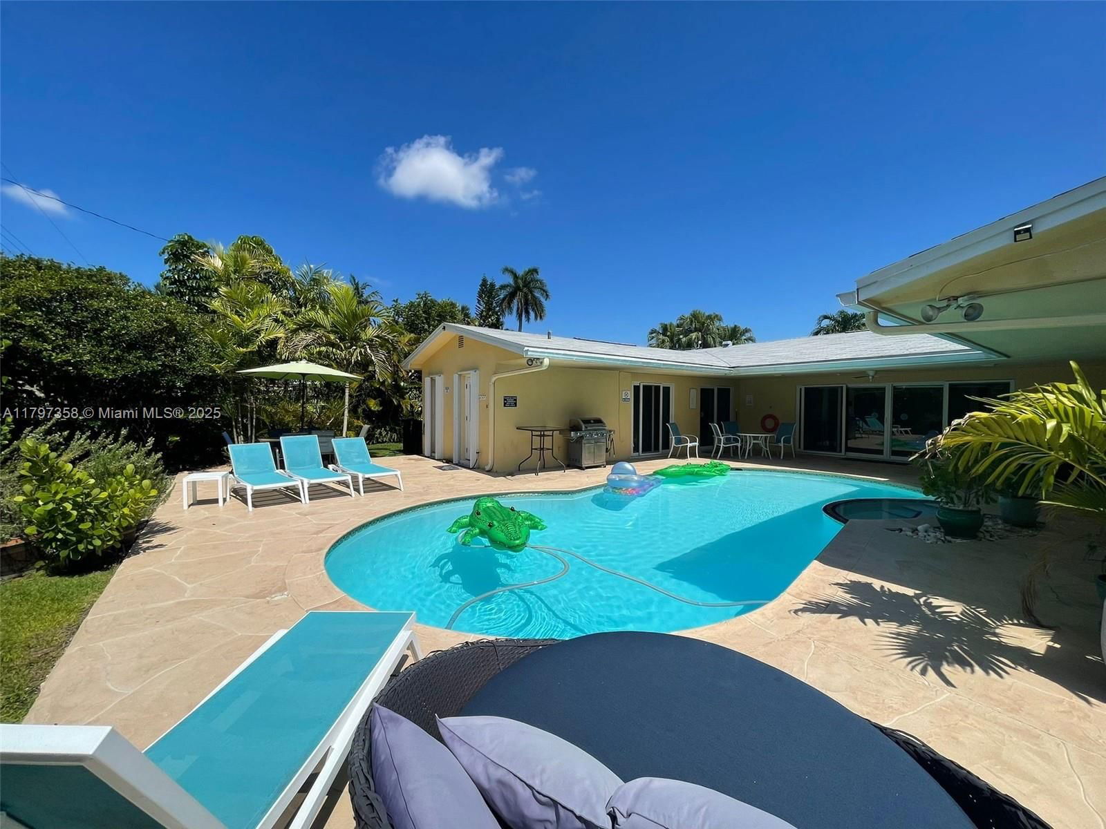 Real estate property located at 4410 Buchanan St, Broward, Hollywood Hills, Hollywood, FL