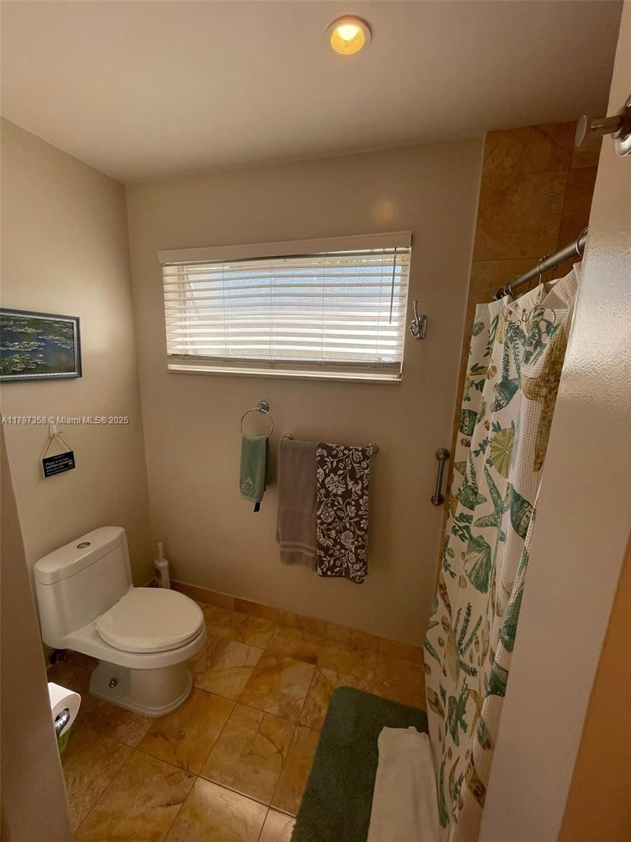 Real estate property located at 4410 Buchanan St, Broward, Hollywood Hills, Hollywood, FL