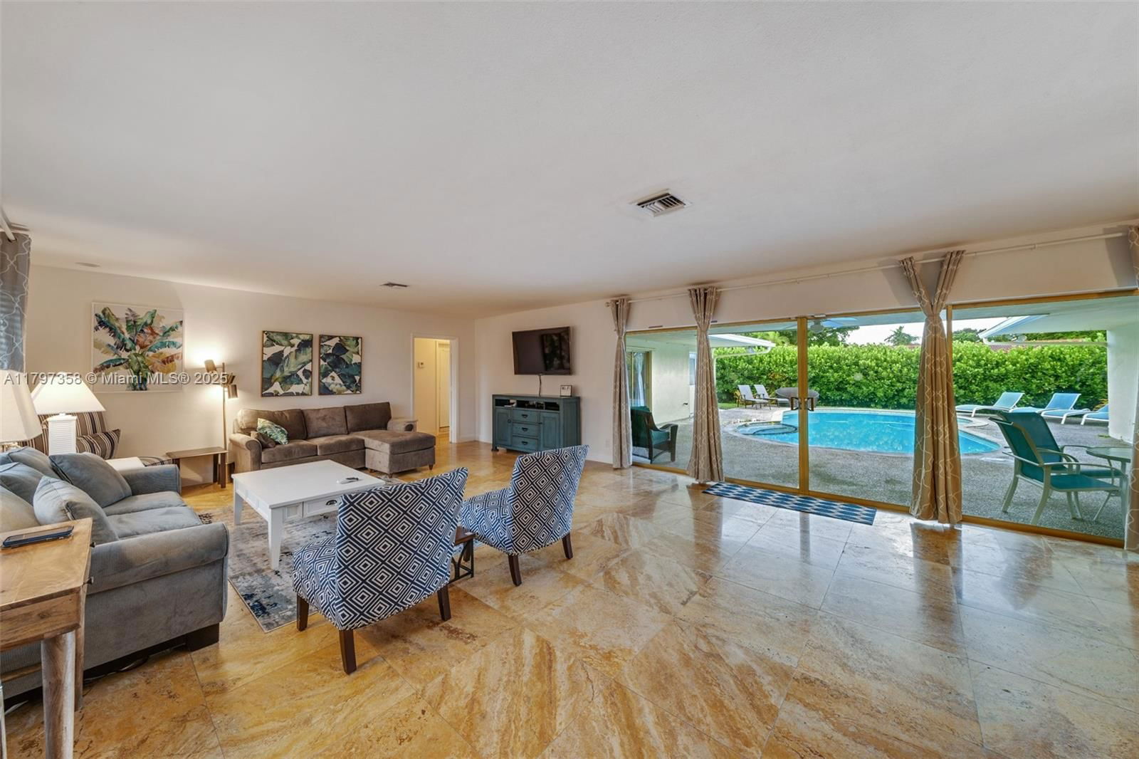 Real estate property located at 4410 Buchanan St, Broward, Hollywood Hills, Hollywood, FL