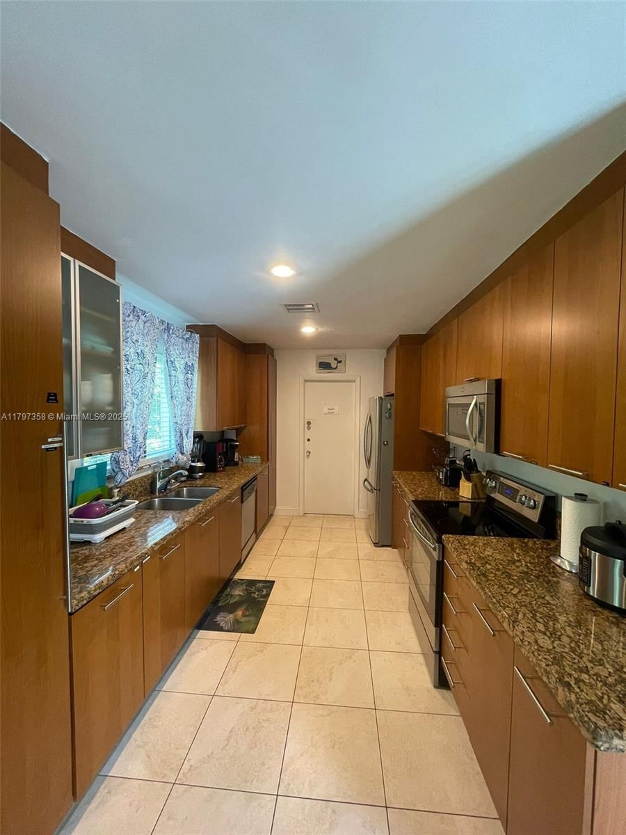 Real estate property located at 4410 Buchanan St, Broward, Hollywood Hills, Hollywood, FL
