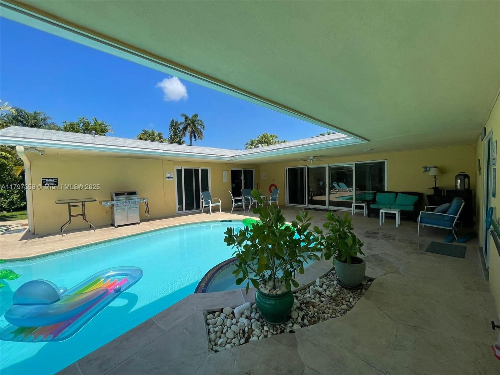 Real estate property located at 4410 Buchanan St, Broward, Hollywood Hills, Hollywood, FL