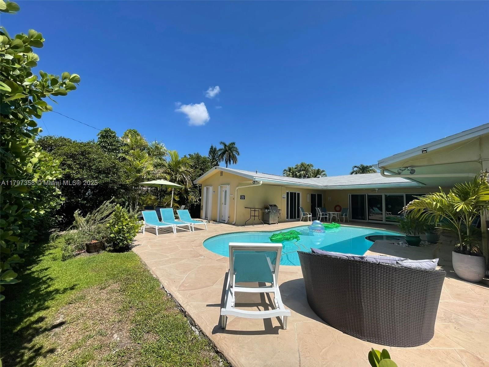 Real estate property located at 4410 Buchanan St, Broward, Hollywood Hills, Hollywood, FL