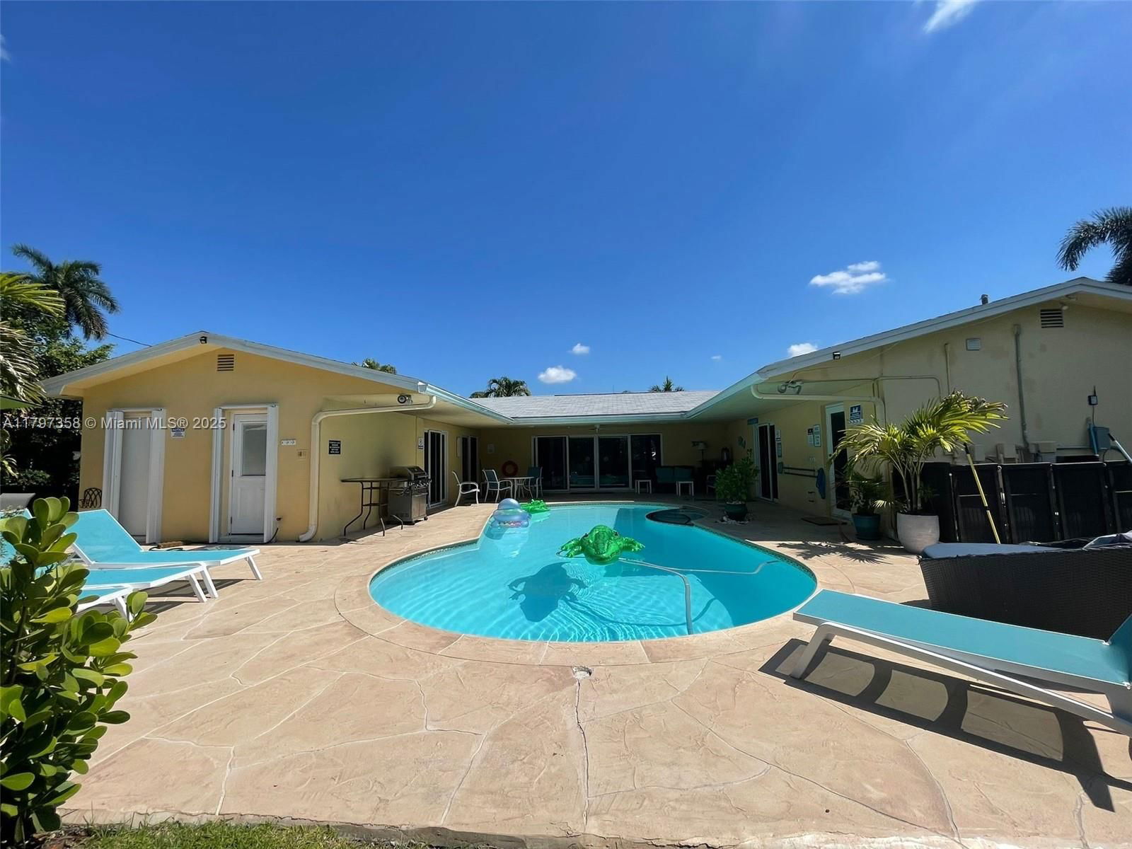 Real estate property located at 4410 Buchanan St, Broward, Hollywood Hills, Hollywood, FL