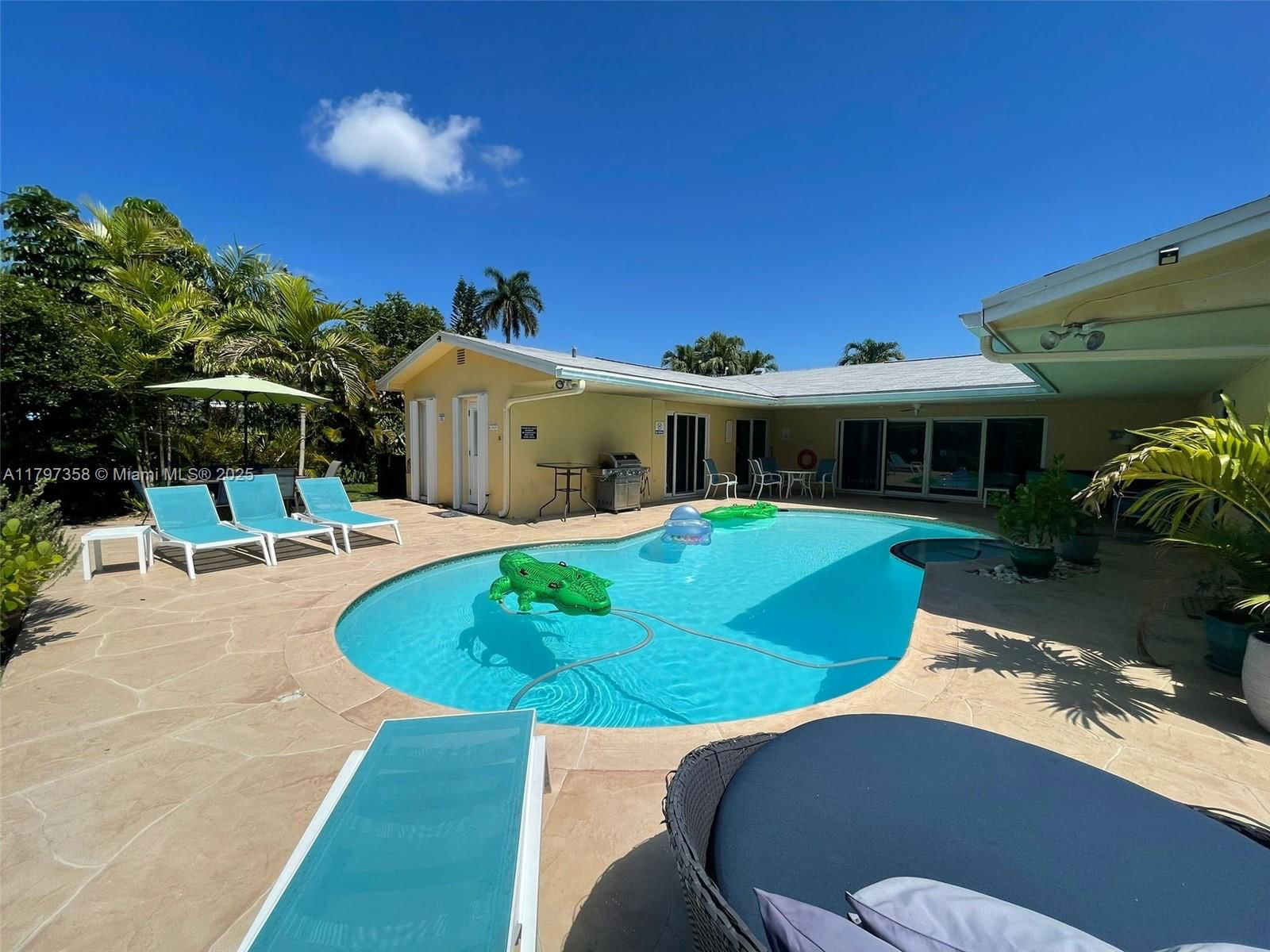Real estate property located at 4410 Buchanan St, Broward, Hollywood Hills, Hollywood, FL