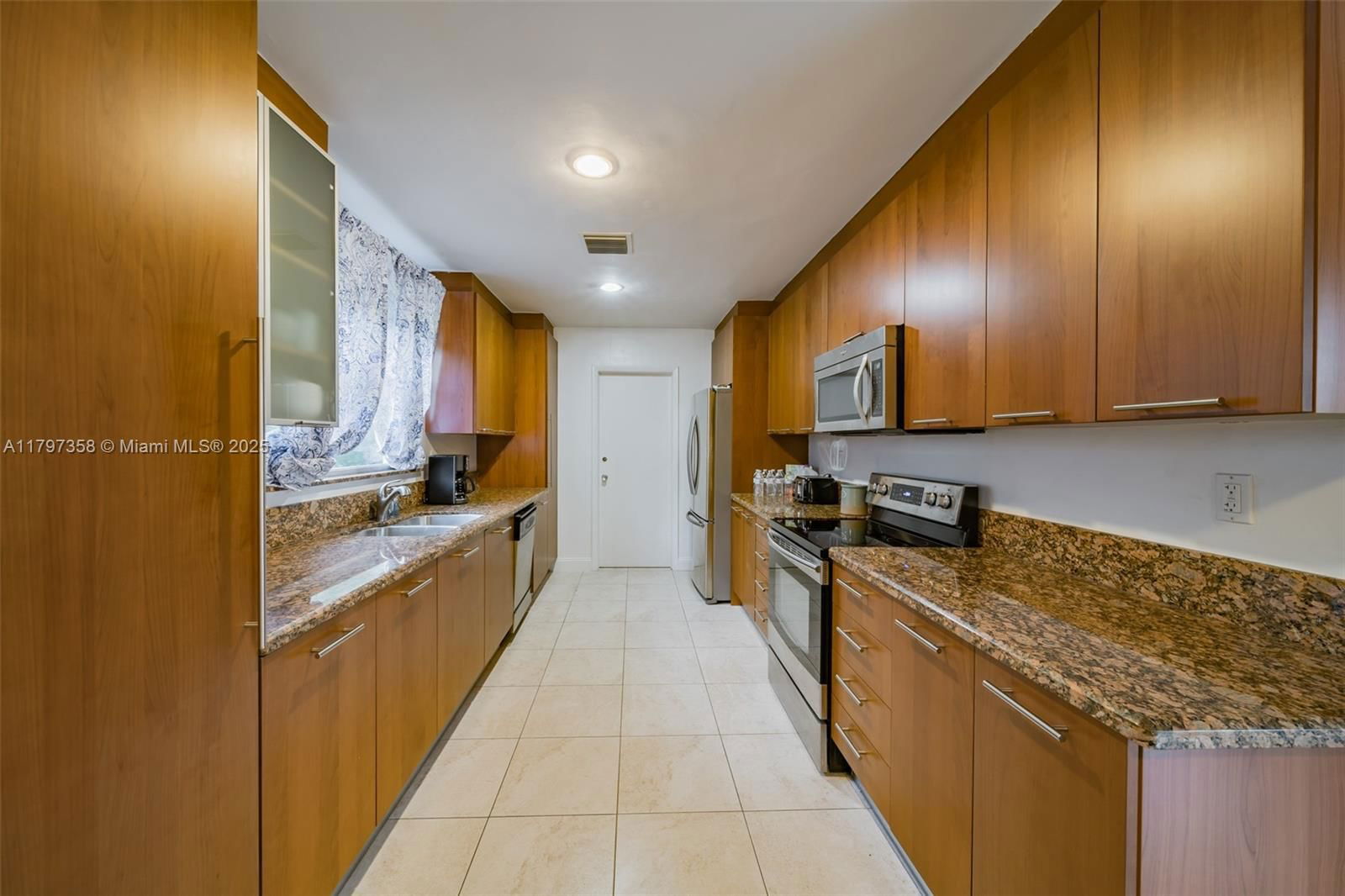 Real estate property located at 4410 Buchanan St, Broward, Hollywood Hills, Hollywood, FL
