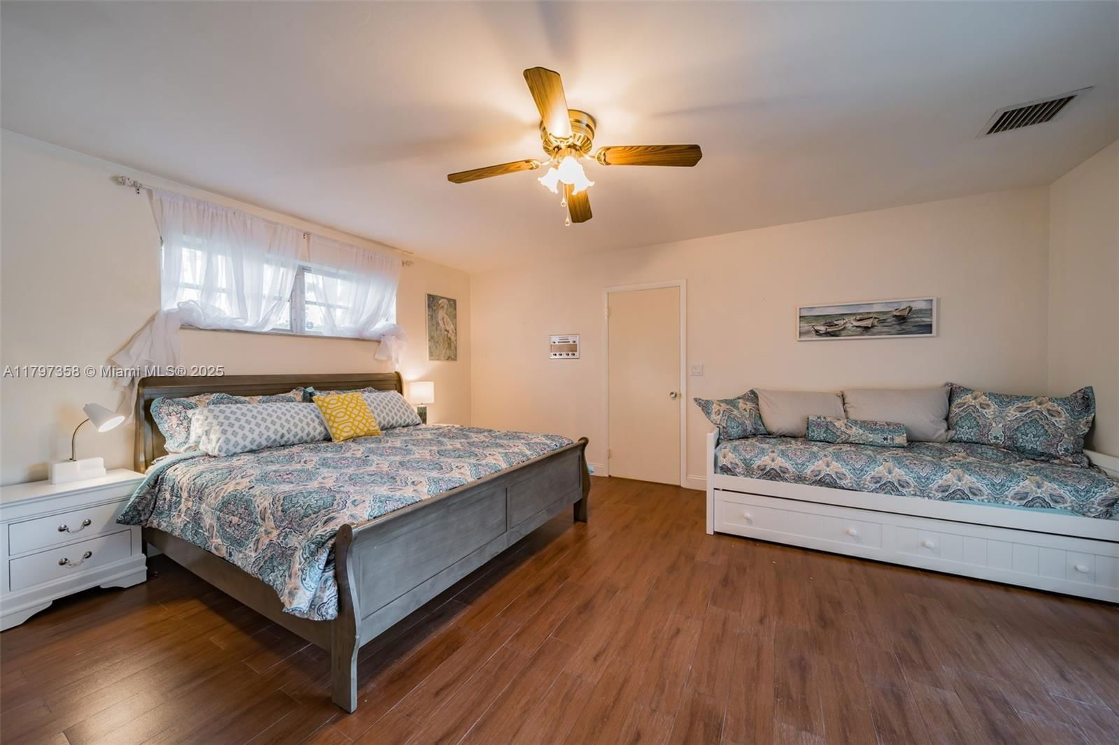 Real estate property located at 4410 Buchanan St, Broward, Hollywood Hills, Hollywood, FL