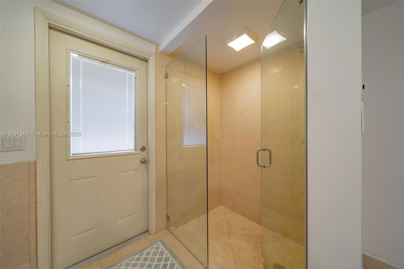 Real estate property located at 4410 Buchanan St, Broward, Hollywood Hills, Hollywood, FL