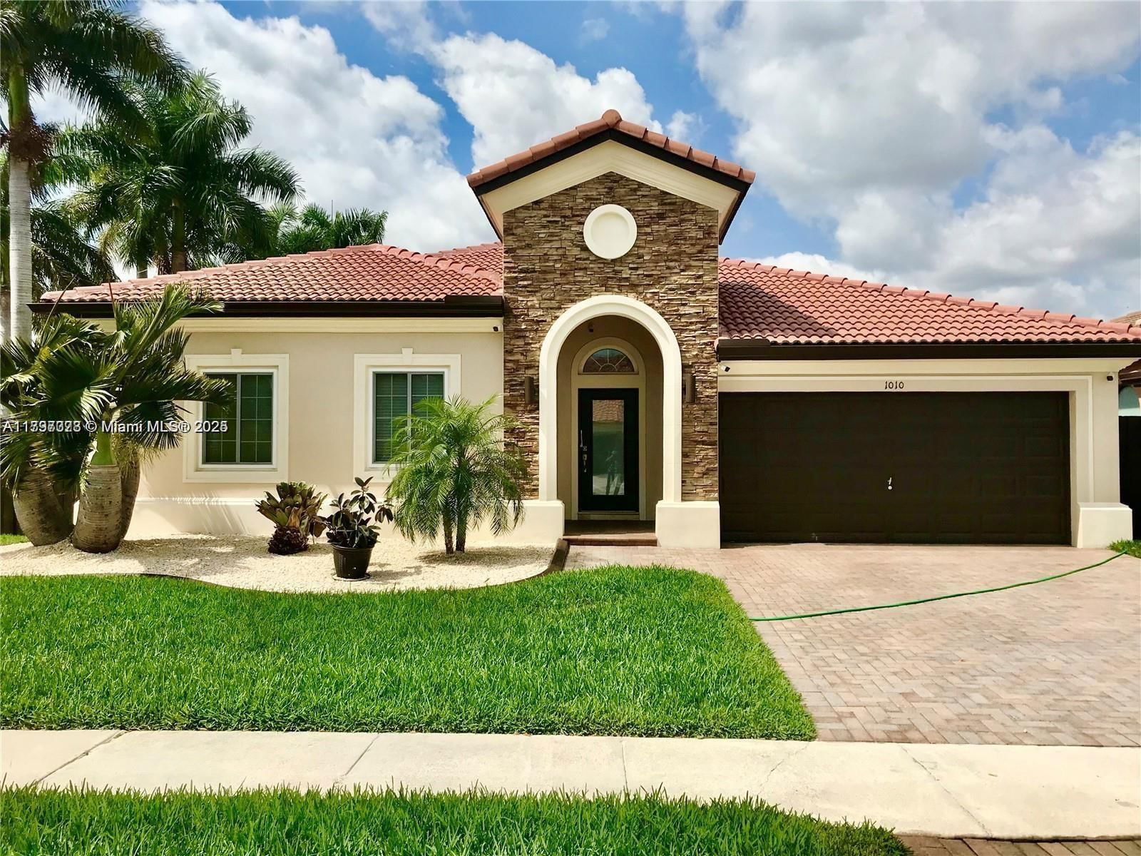 Real estate property located at 1010 36th Ave, Miami-dade, Estates At Mendicino, Homestead, FL