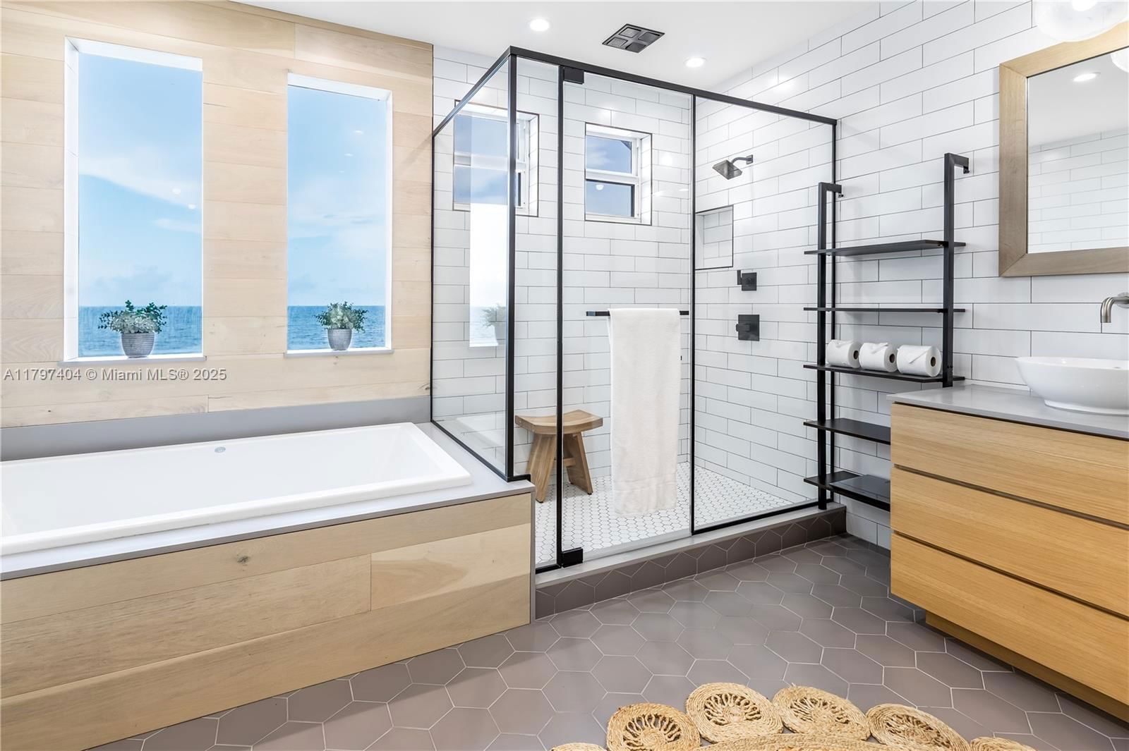 Real estate property located at 2120 Ocean Blvd VII, Broward, Palms-townhouses Condo, Fort Lauderdale, FL