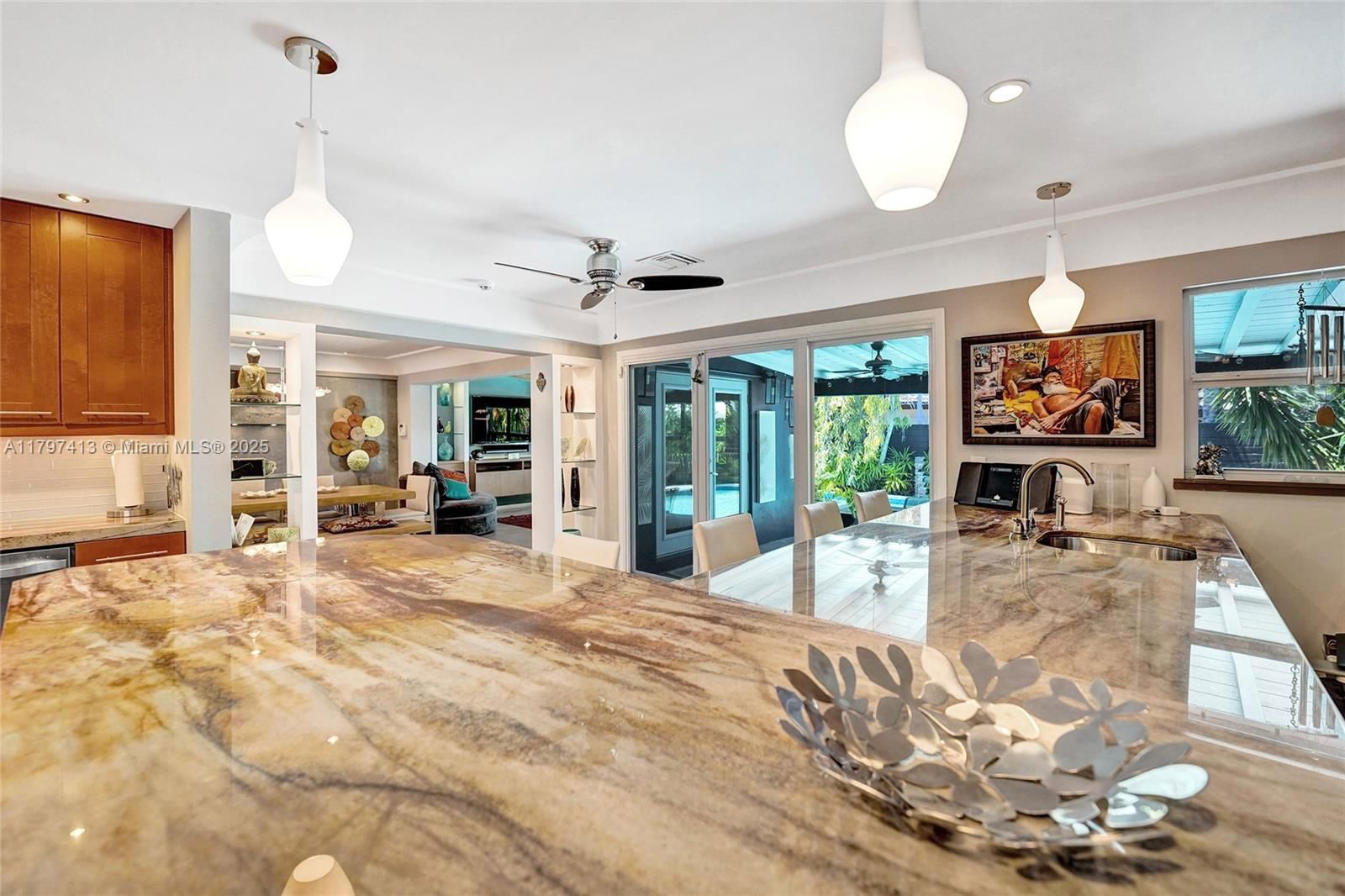 Real estate property located at 2213 17th Ave, Broward, Middle River Manor, Wilton Manors, FL