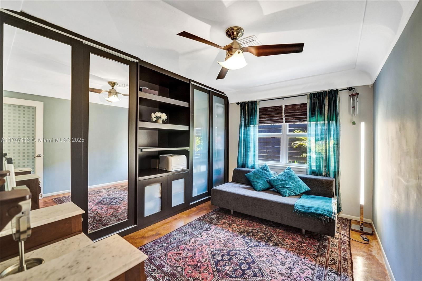 Real estate property located at 2213 17th Ave, Broward, Middle River Manor, Wilton Manors, FL