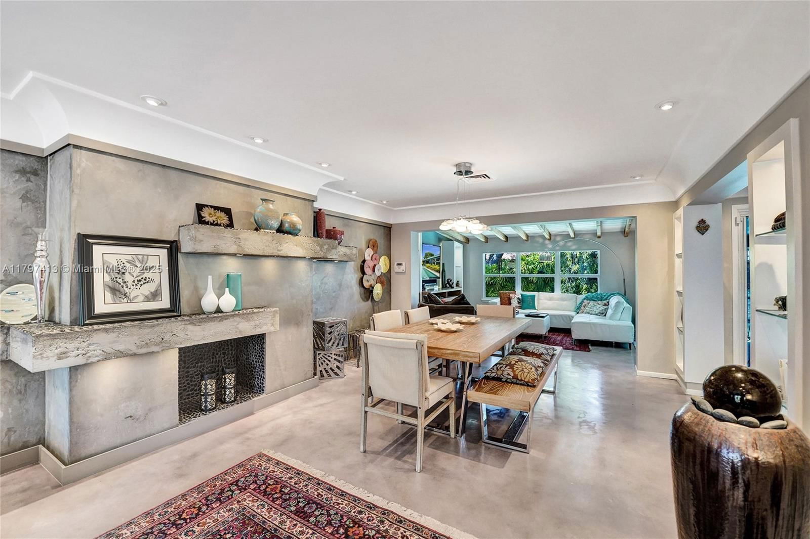 Real estate property located at 2213 17th Ave, Broward, Middle River Manor, Wilton Manors, FL