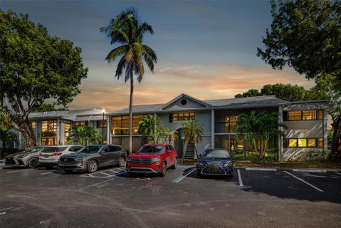 Real estate property located at 933 199th St #207, Miami-dade, Carmel At California Cl C, Miami, FL