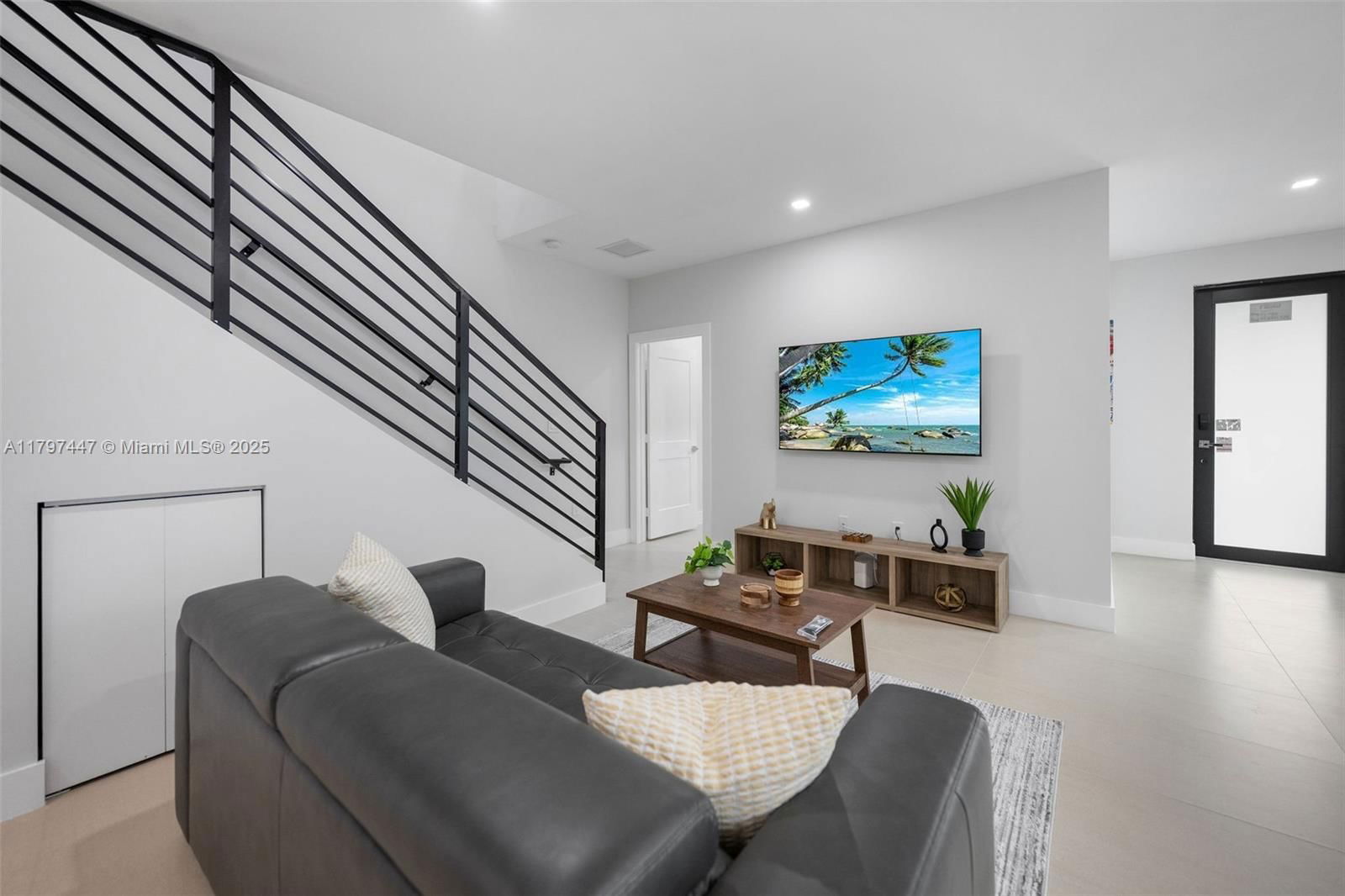 Real estate property located at 1898 26th St, Miami-dade, Allapattah Homesites, Miami, FL