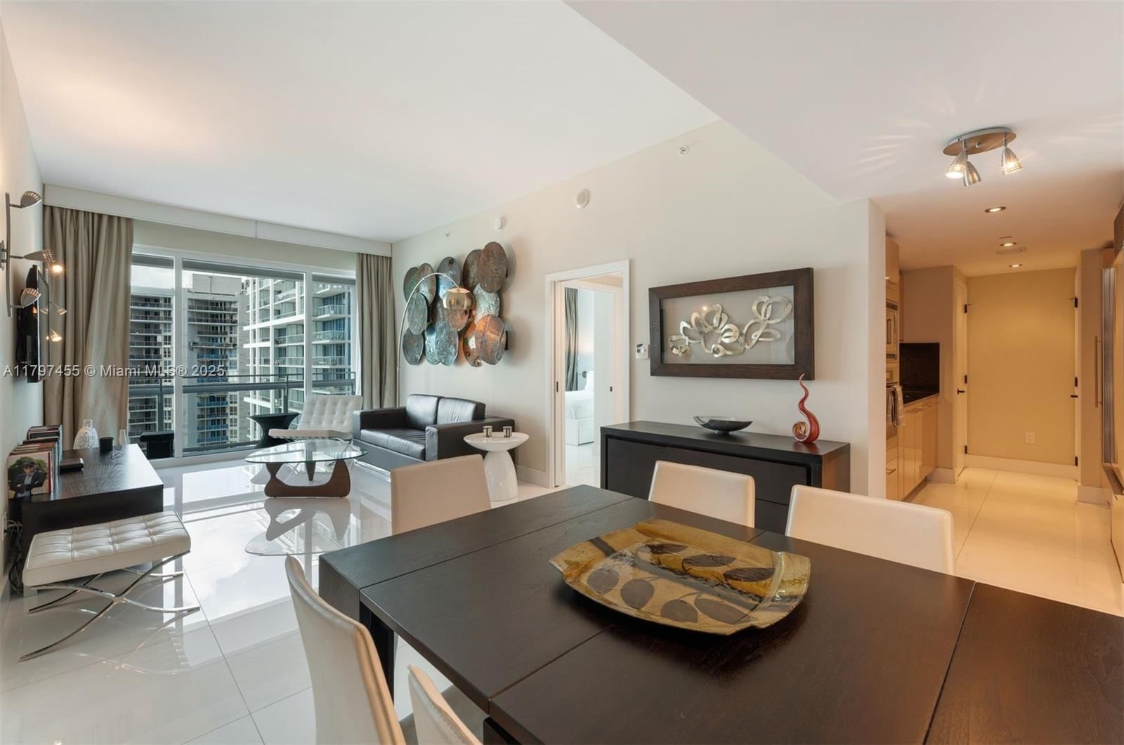 Real estate property located at 6801 Collins Ave PH10, Miami-dade, Central Carillon Beach Co, Miami Beach, FL