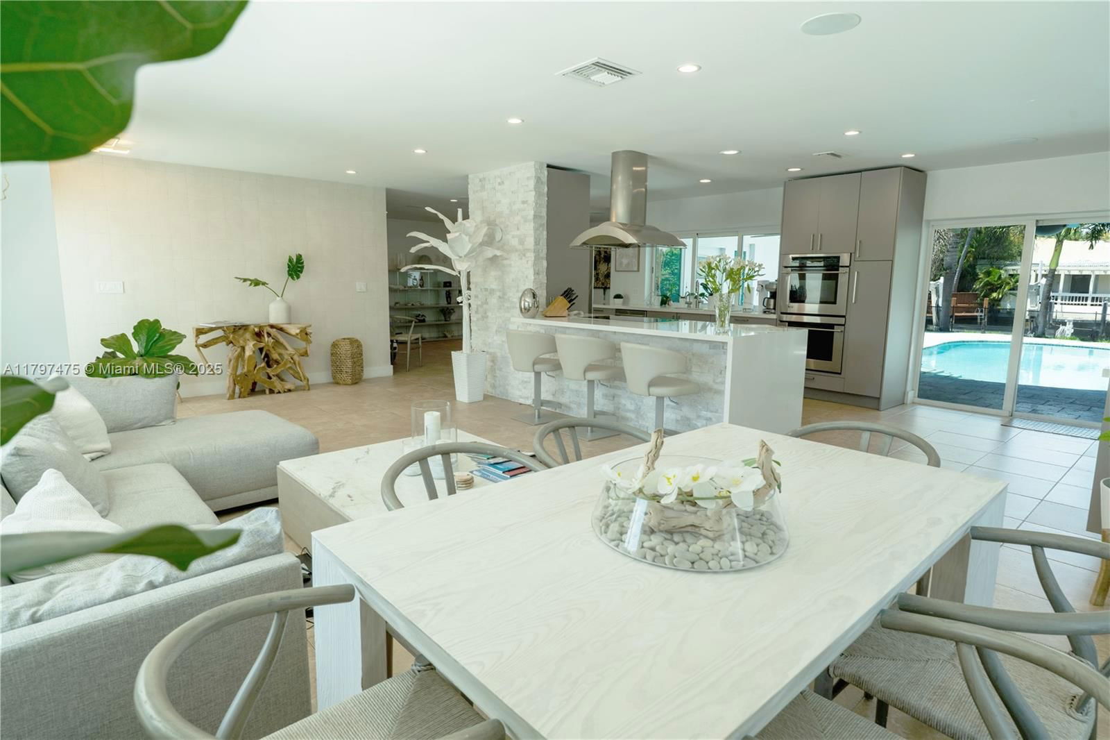 Real estate property located at 2711 57th Ct, Broward, Lake Estates, Fort Lauderdale, FL