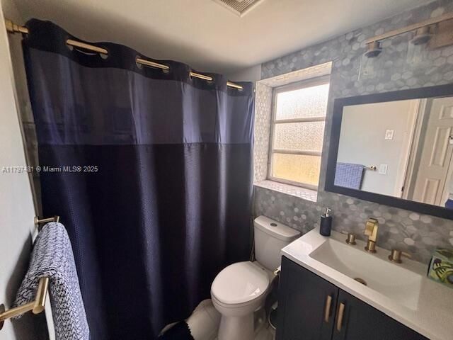 Real estate property located at 4143 Ocean Blvd #211, Broward, Gable Arms Condo, Fort Lauderdale, FL