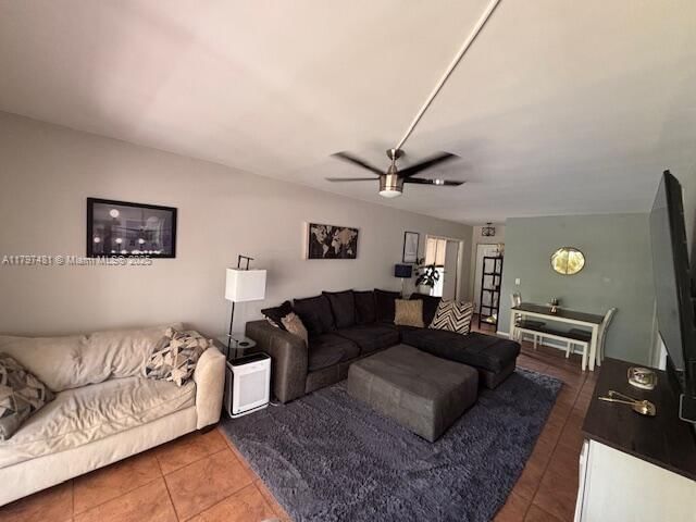Real estate property located at 4143 Ocean Blvd #211, Broward, Gable Arms Condo, Fort Lauderdale, FL