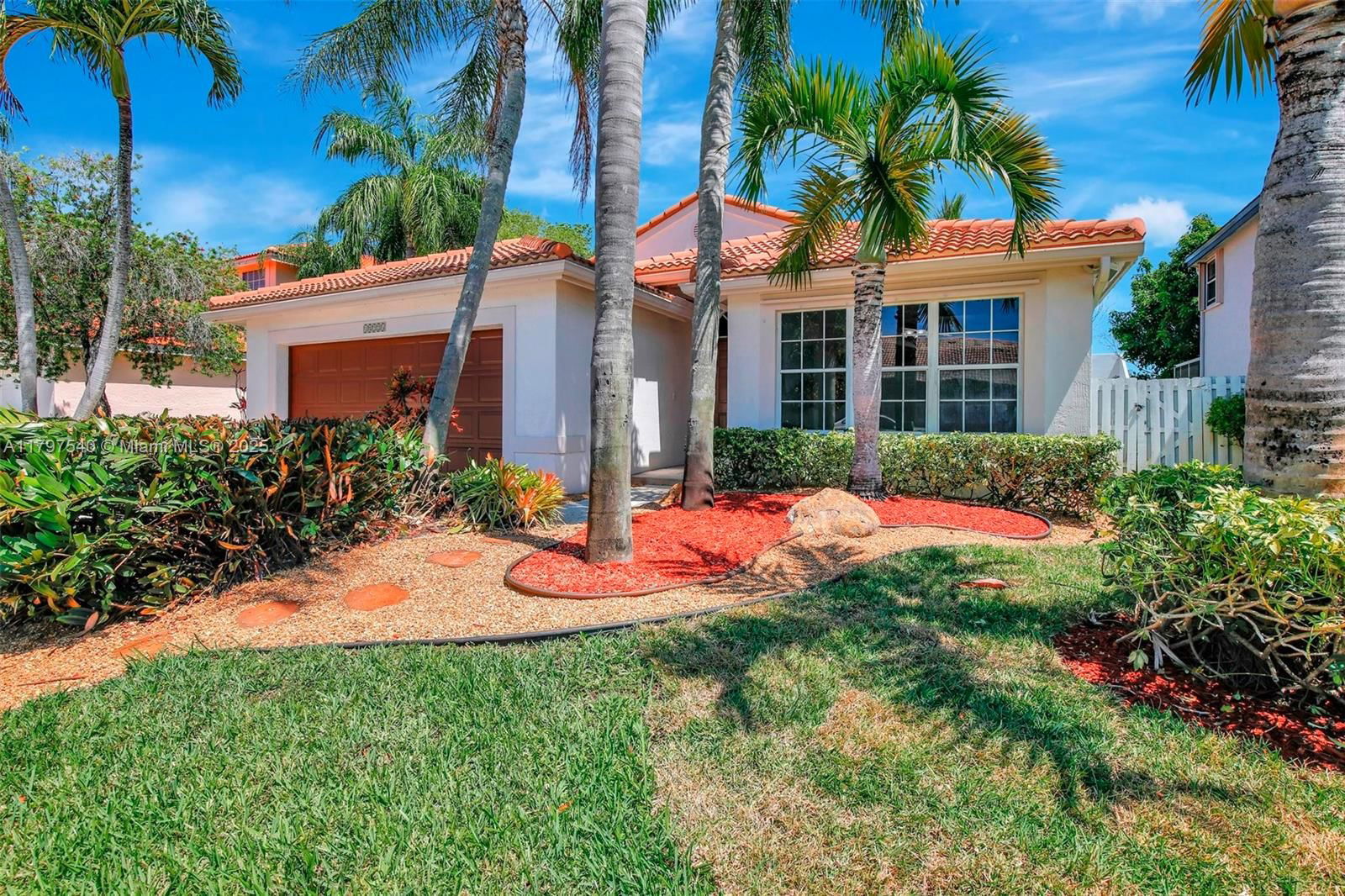 Real estate property located at 18225 21st St, Broward, Silver Lakes At Pembroke, Pembroke Pines, FL