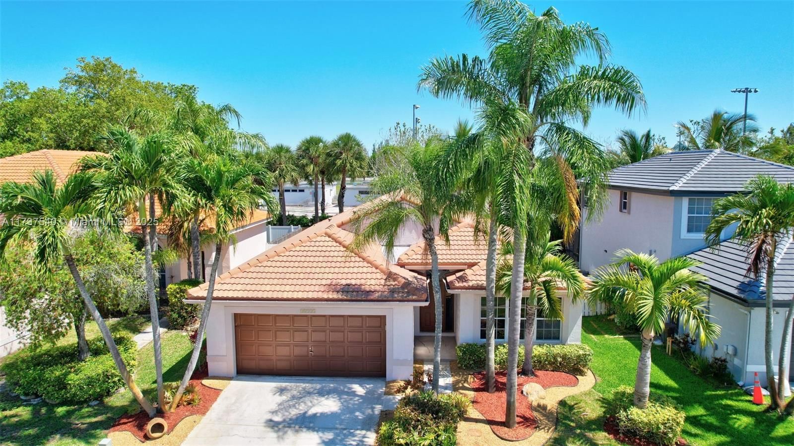 Real estate property located at 18225 21st St, Broward, Silver Lakes At Pembroke, Pembroke Pines, FL