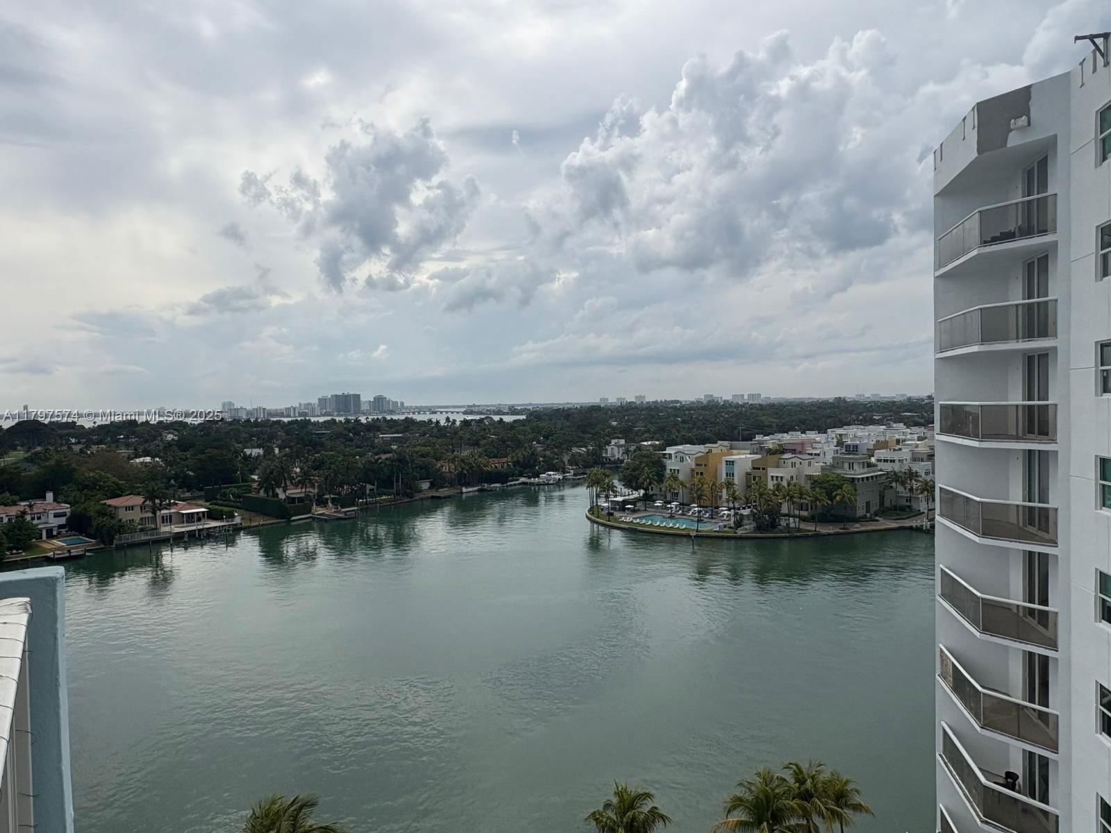 Real estate property located at 5838 Collins Ave #10E, Miami-dade, 5838 Condominium, Miami Beach, FL