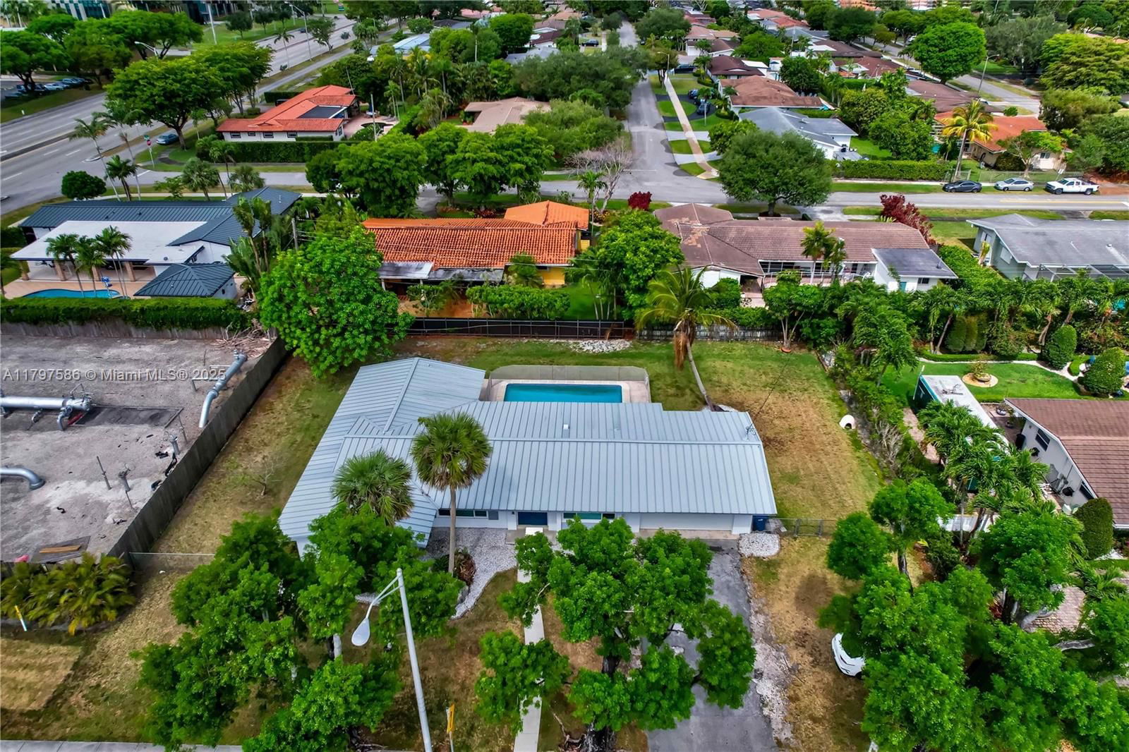 Real estate property located at 8700 87th Ave, Miami-dade, Snapper Creek Park Unit N, Miami, FL